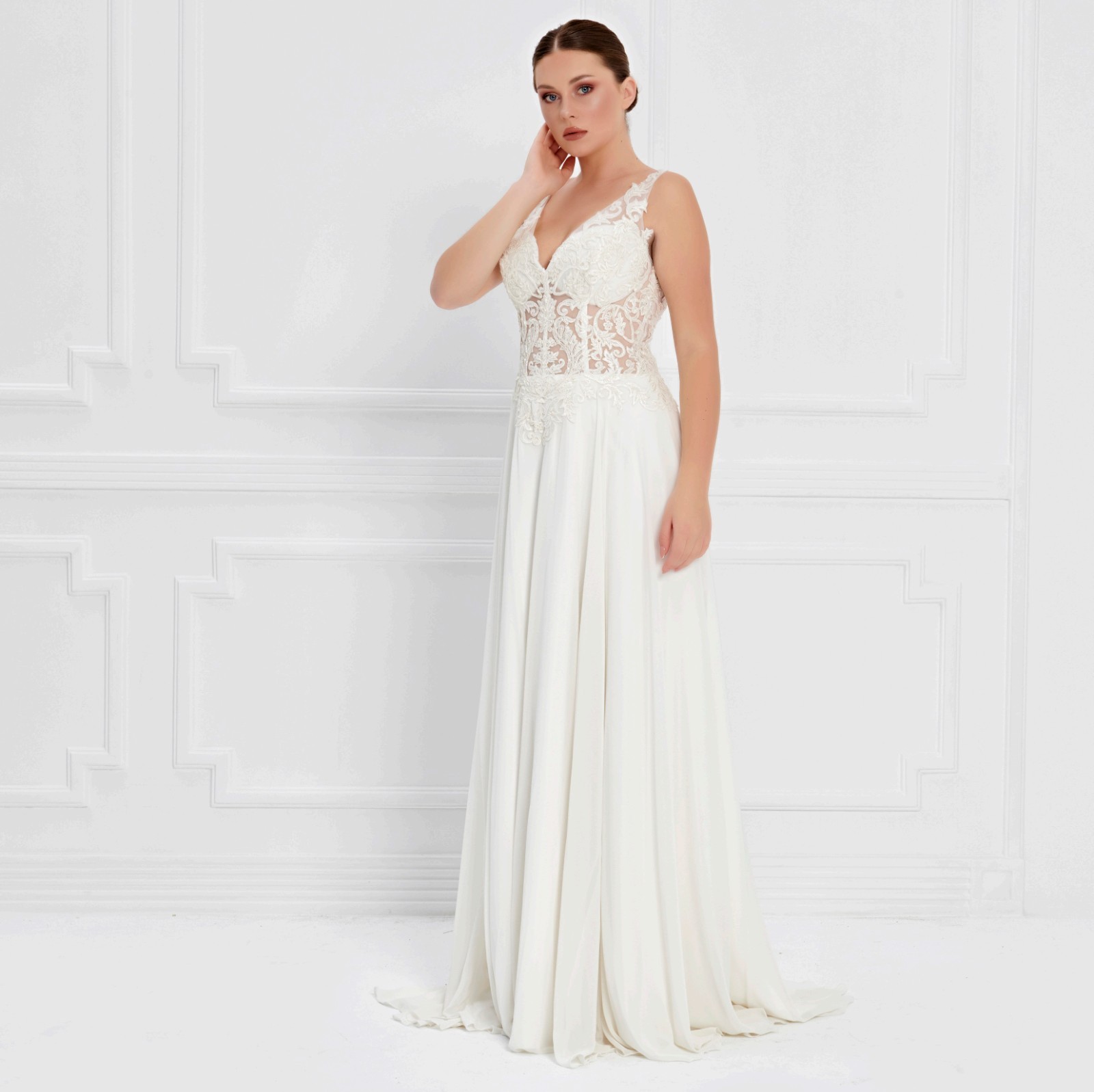 4 Wedding Dresses – Buy 4 get 1 for free