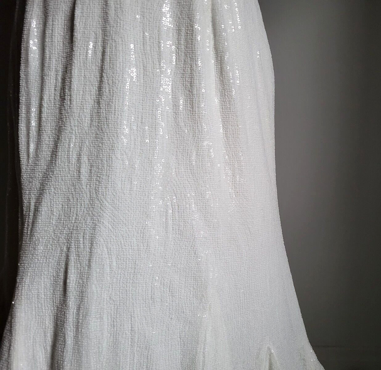 ELEGANT VIKTOR & ROLF DIAMOND WHITE SEQUIN WEDDING GOWN W/ CRYSTAL DETAILS