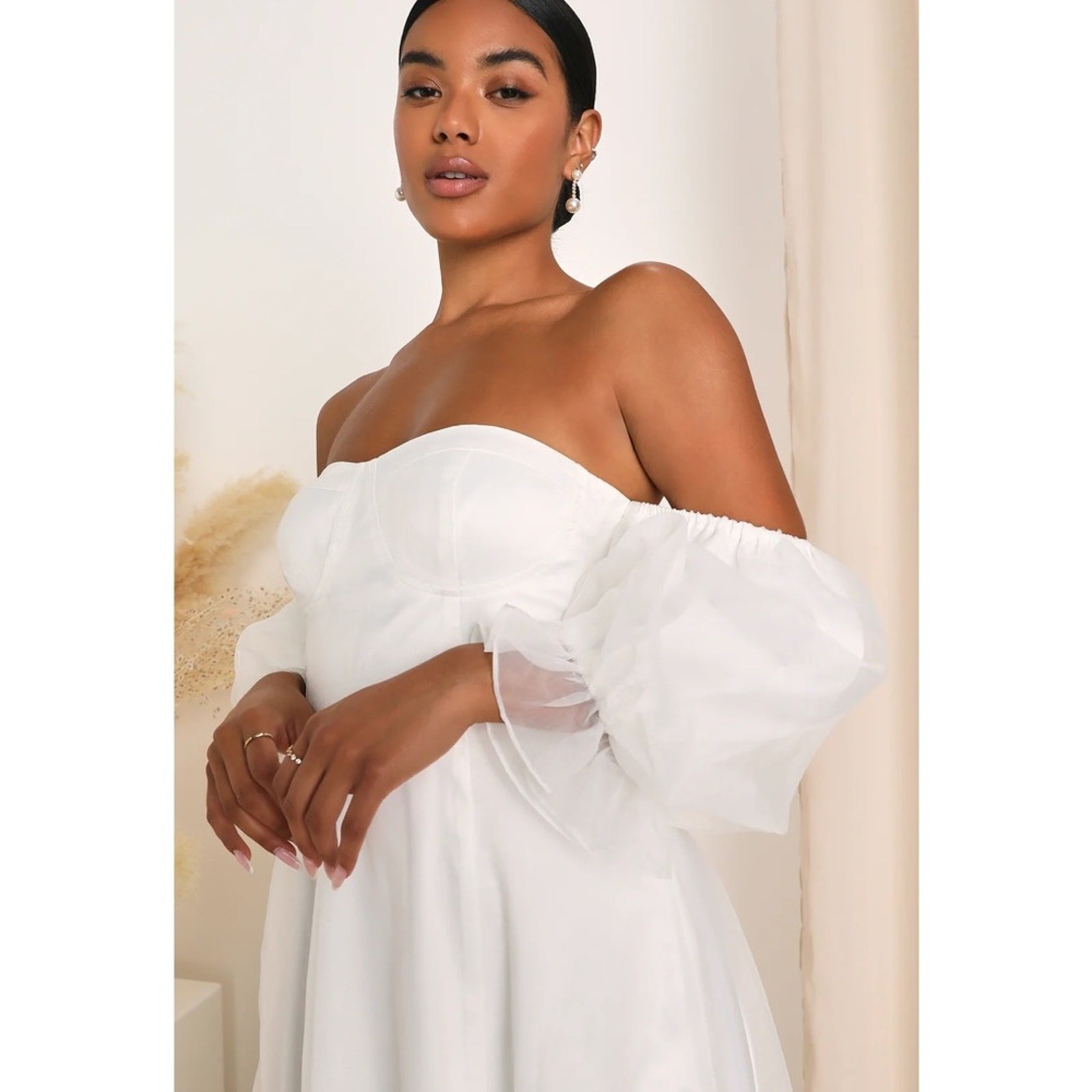 NWT Lulu’s True Excellence Bustier Off-The-Shoulder Maxi Wedding Dress Small