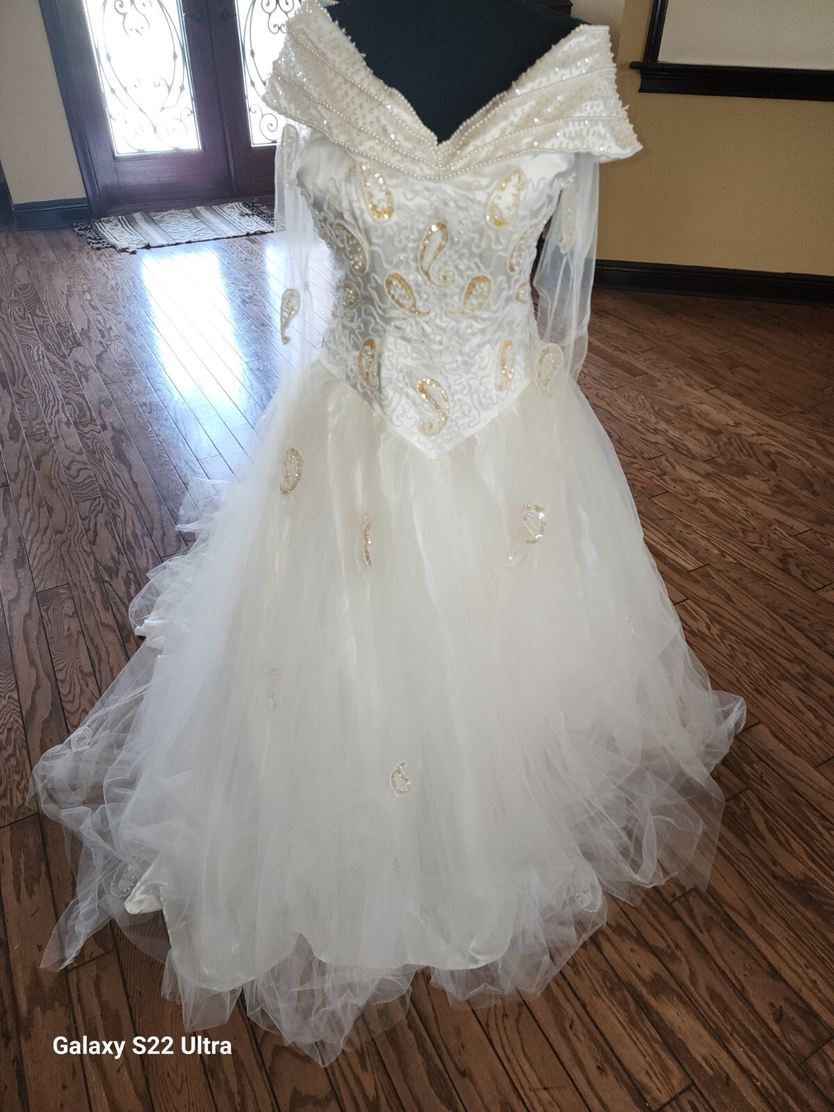 wedding dress