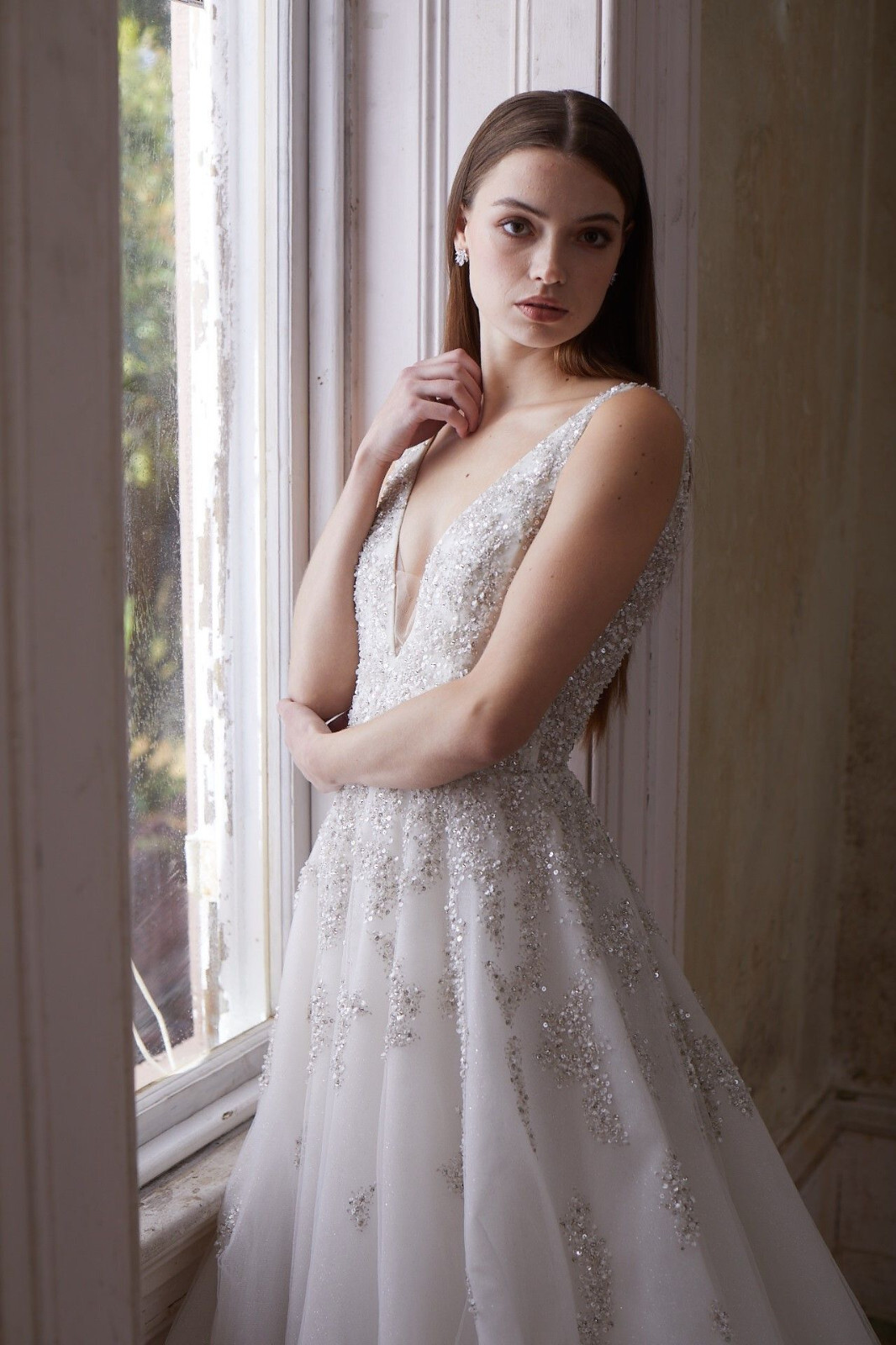 Allison Webb 4953 Marcella Wedding Dress 10 Ivory Silver Gold Sparkle Illusion V