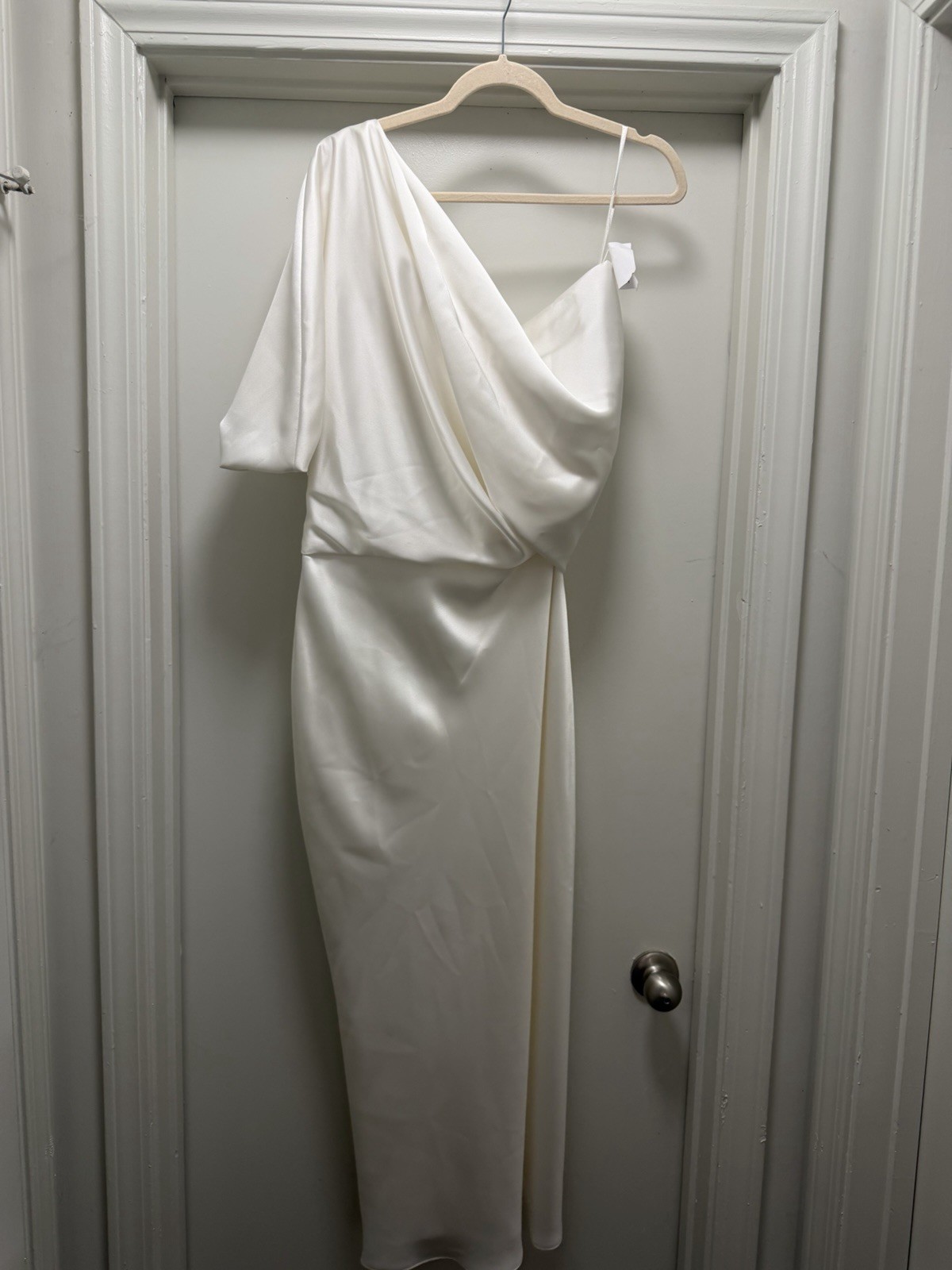 Amsale Women’s White Bridal Off Shoulder Dress Size 10 New with Tags Never Worn
