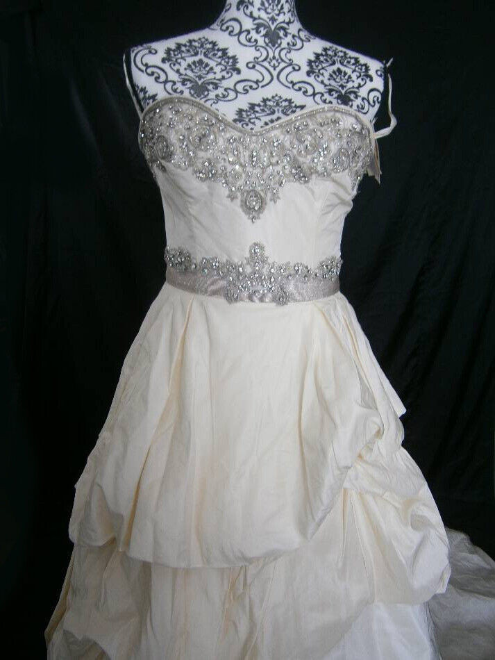 Victor Harper Couture Wedding Dress Silk Swarovski Crystals Ivory Size 6-8