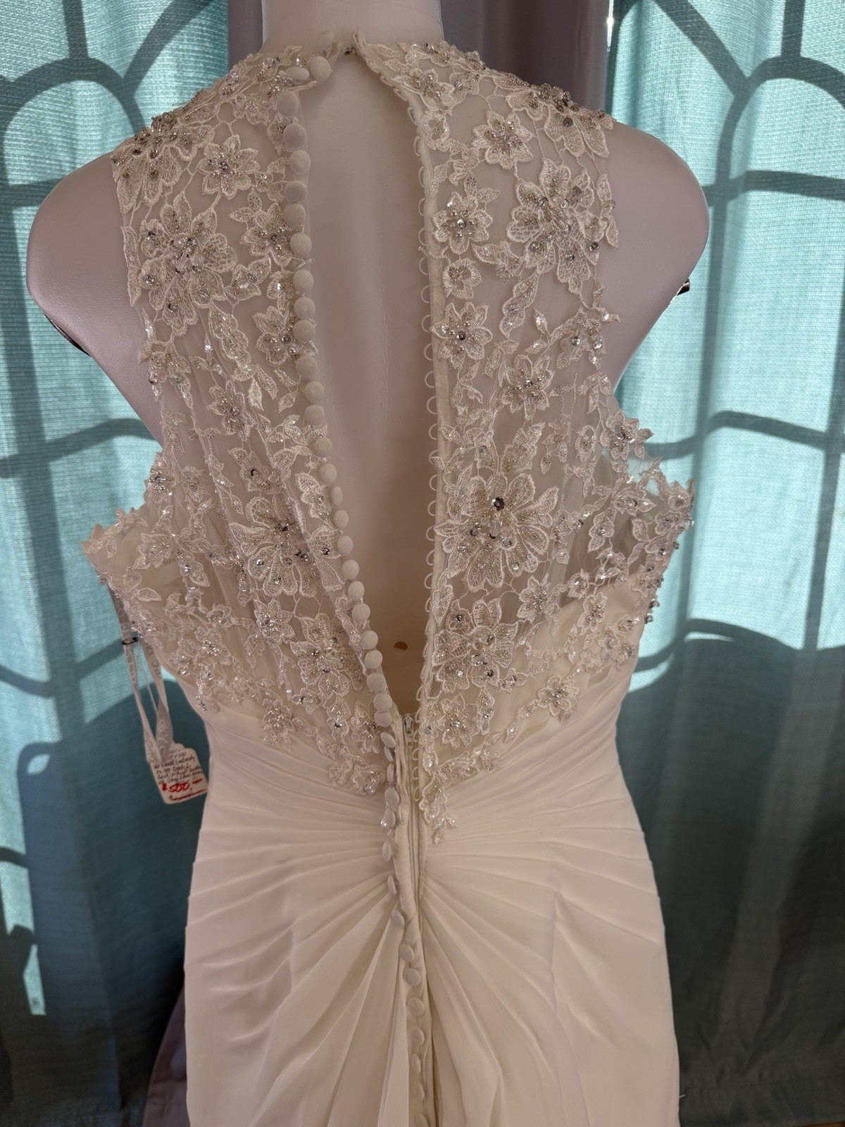 Mary’s White V-Neck Sleeveless Embroidered Beaded Chiffon Dress Size 16 Lot#1