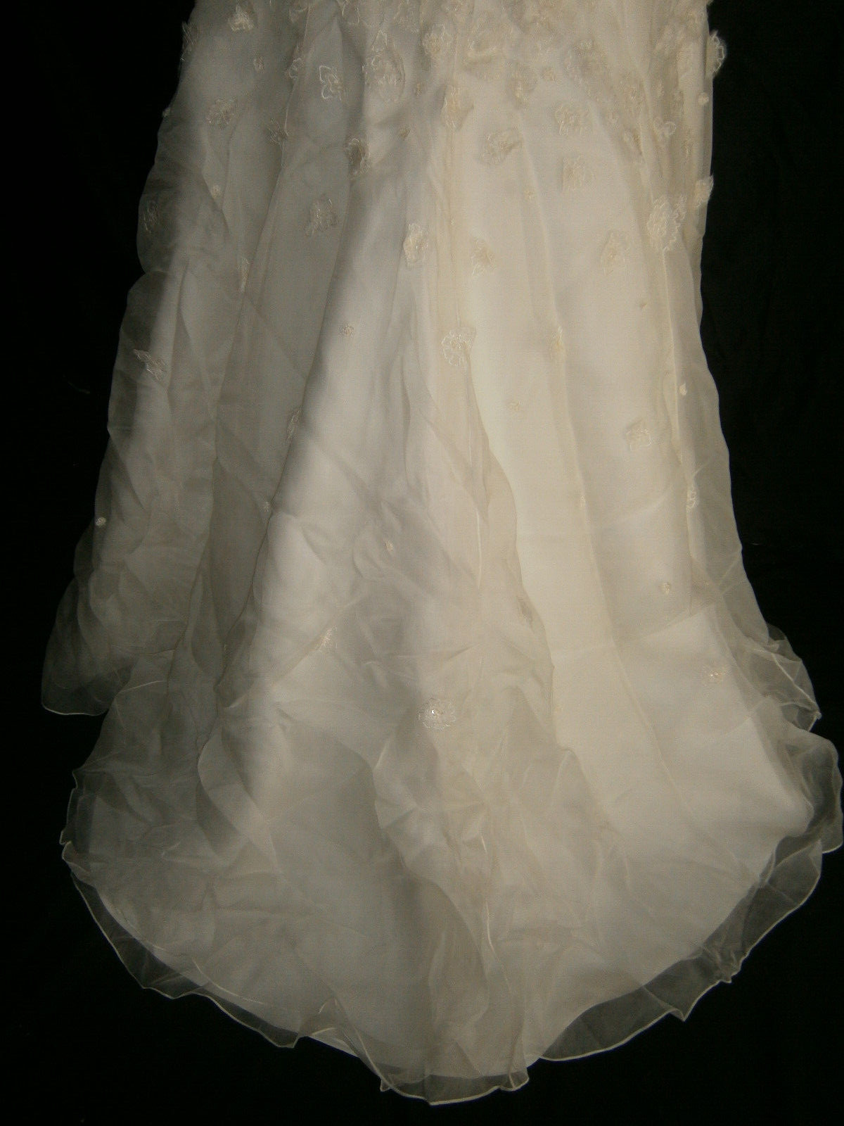Watters Brides Wedding Dress 10 Ivory A-Line Organza 3-D Floral Overlay