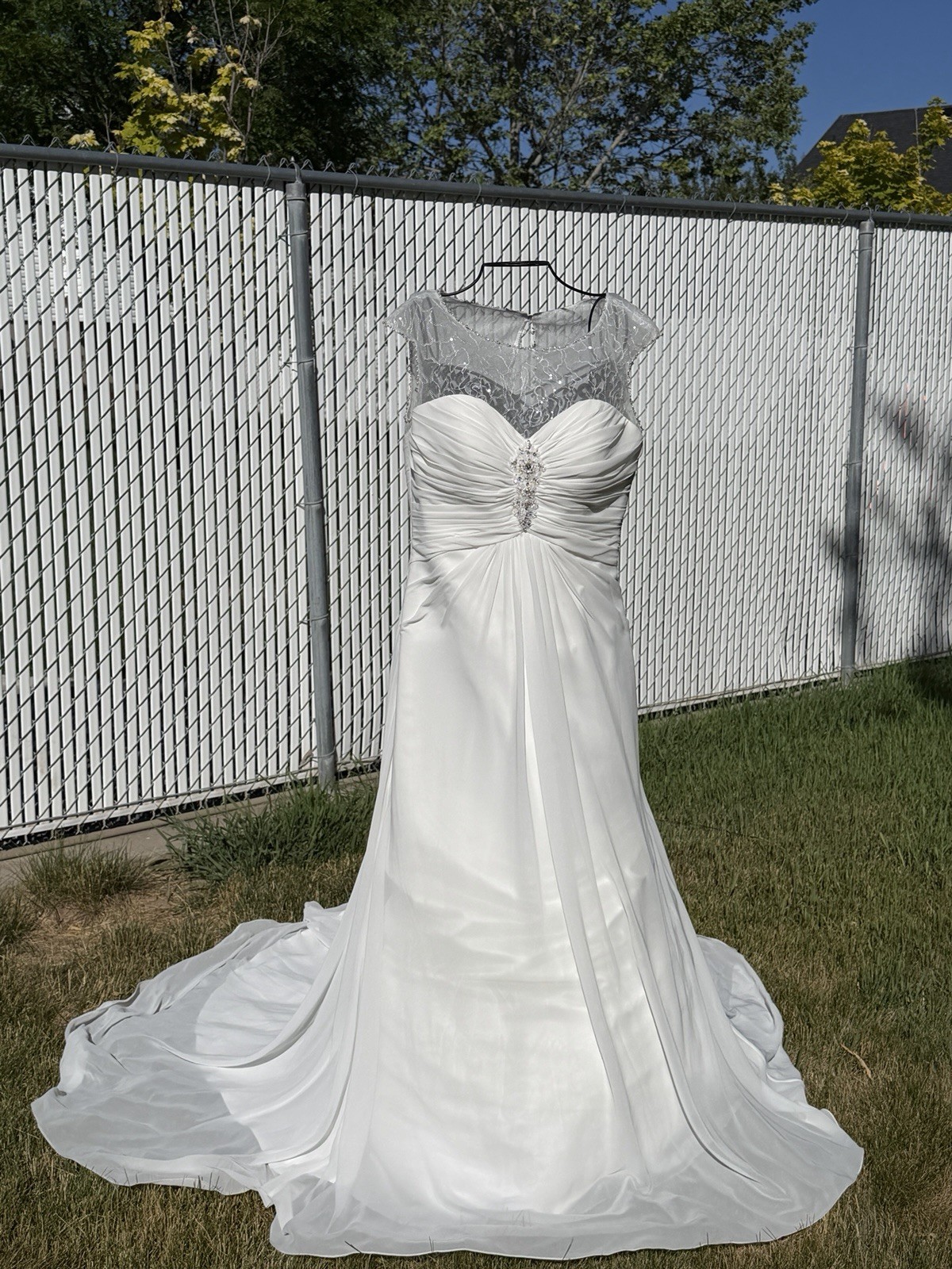 Symphony Bridal Dress 50014 Off White Size 14, Hoop, Veil & Undergarment Corset