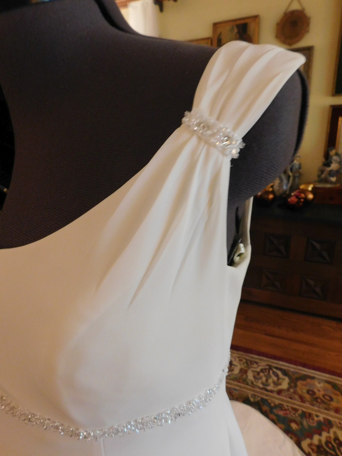 BEAUTIFUL WHITE GALINA CHIFFON & TAFFETA A-LINE BEADED WEDDING GOWN S 14