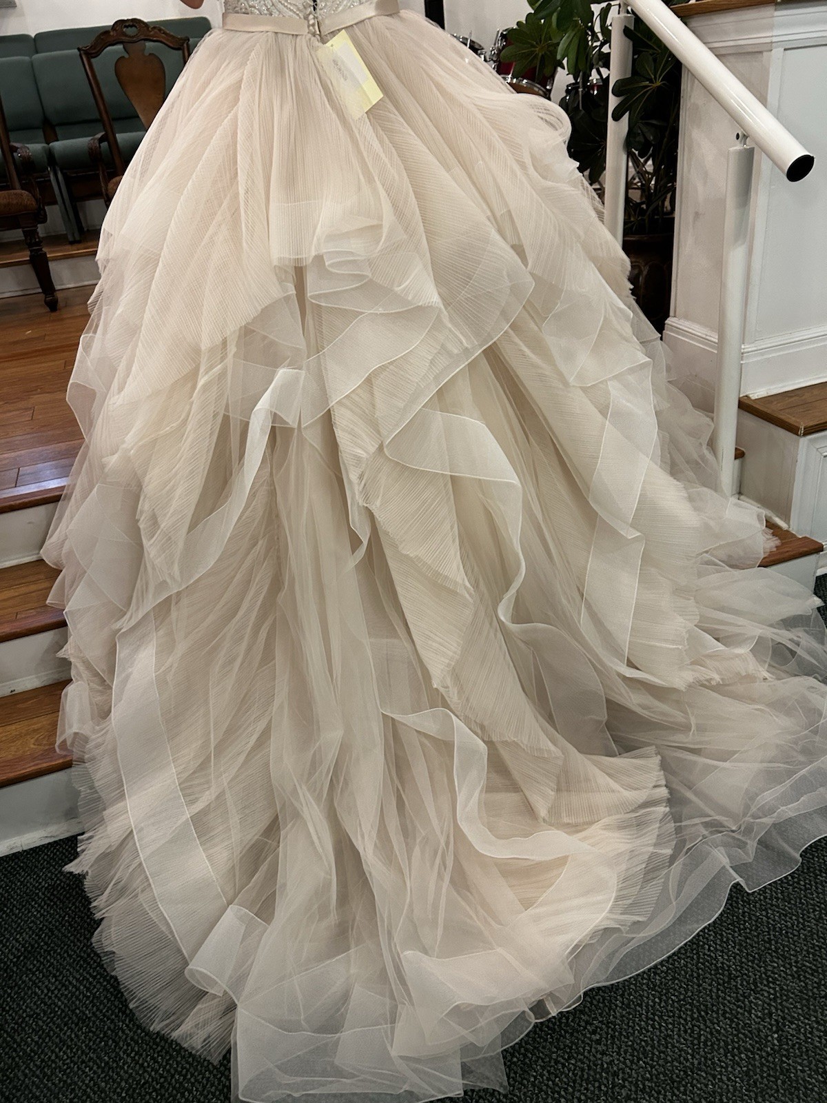ALLURE 9459 WEDDING GOWN SIZE 10 CHAMPAGNE AND IVORY VEIL NEW WITH TAGS And BAG