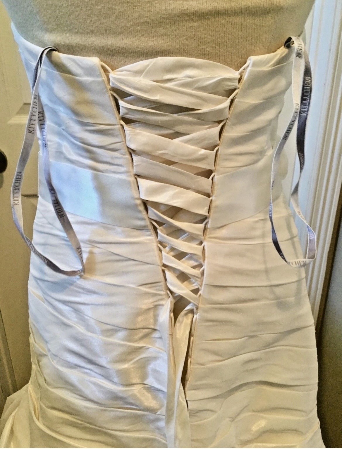 Kitty Chen Couture Wedding Dress Size 4 Mermaid Corset Back Rosette Skirt