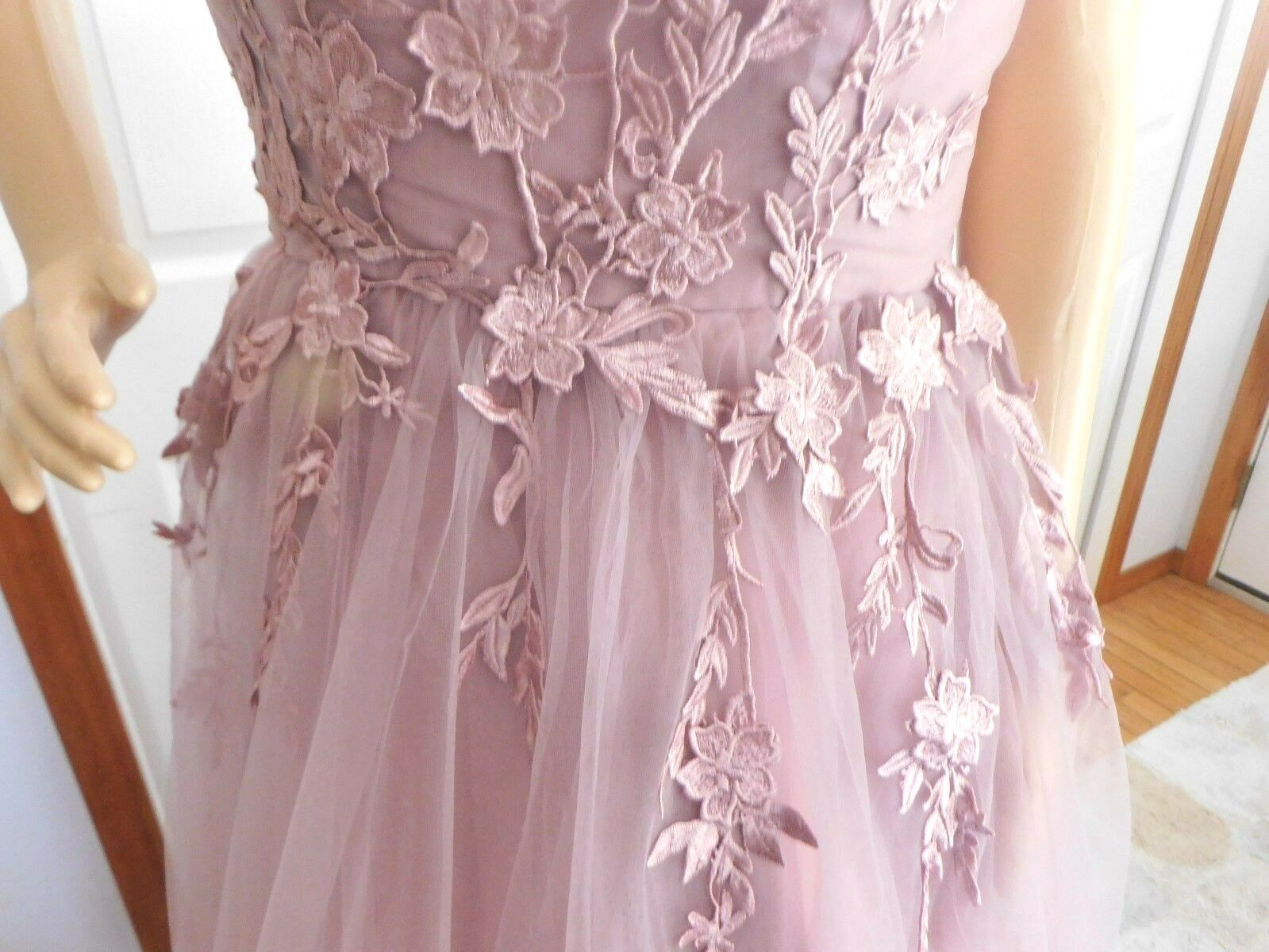 Vintage Floral Embroidered Mesh Sleeveless Polyester Cotton Wedding Dress XL
