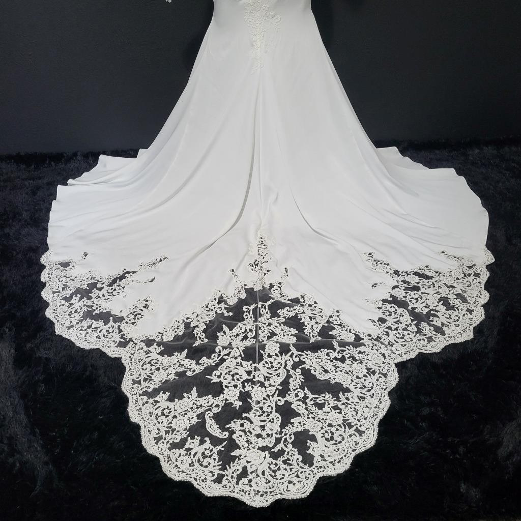 NWT~$1595~JOVANI~SZ 4~IVORY OFF WHITE LACE RHINESTONE EMBELLISHED WEDDING DRESS