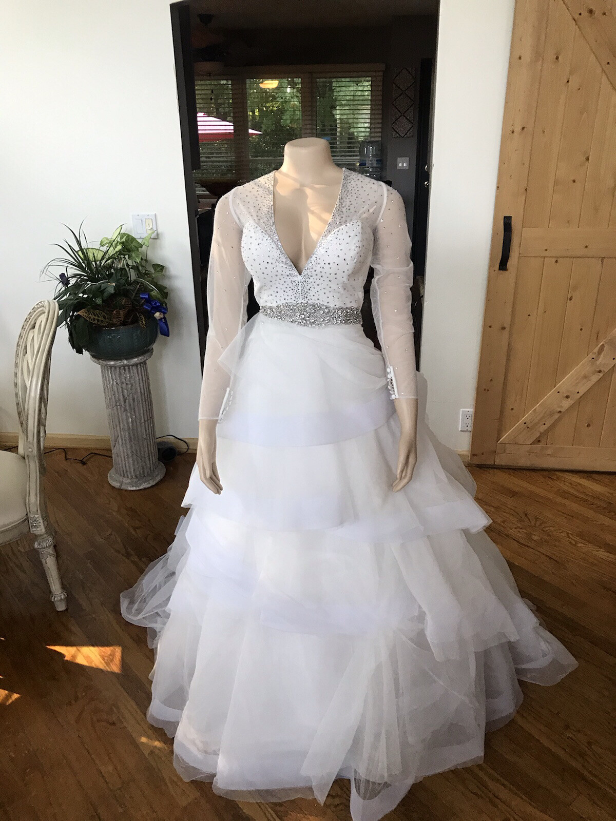 VICTOR HARPER STYLE VH1218 Bridal Gown Wedding Dress Size 10 New W Tags