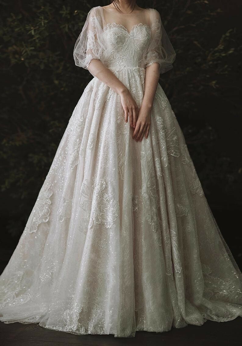 Keysha – puff sleeves princess A-line wedding gown