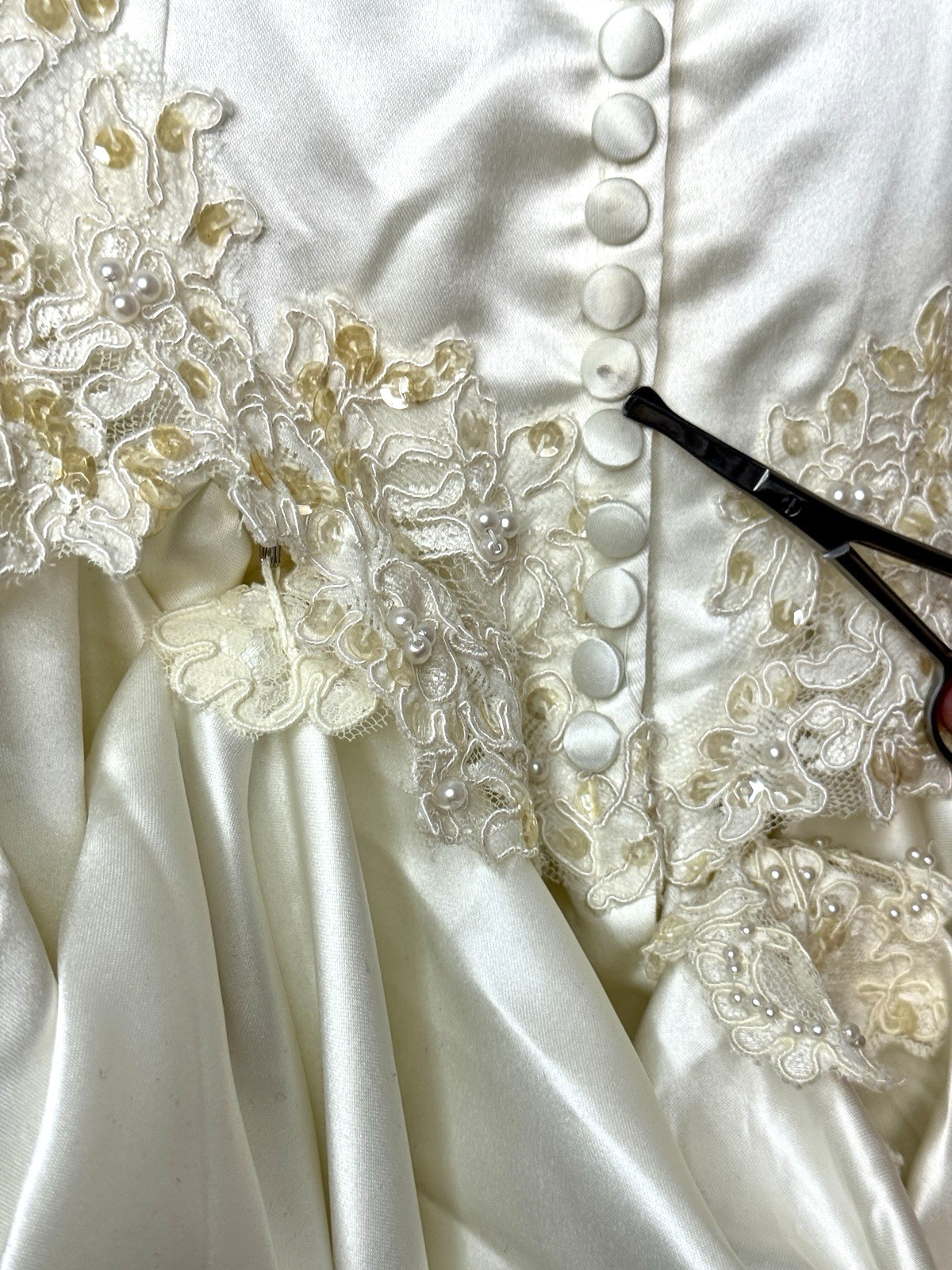 Vintage Alfred Angelo Off Shoulder Satin Wedding Dress Lace Train – Needs Repair