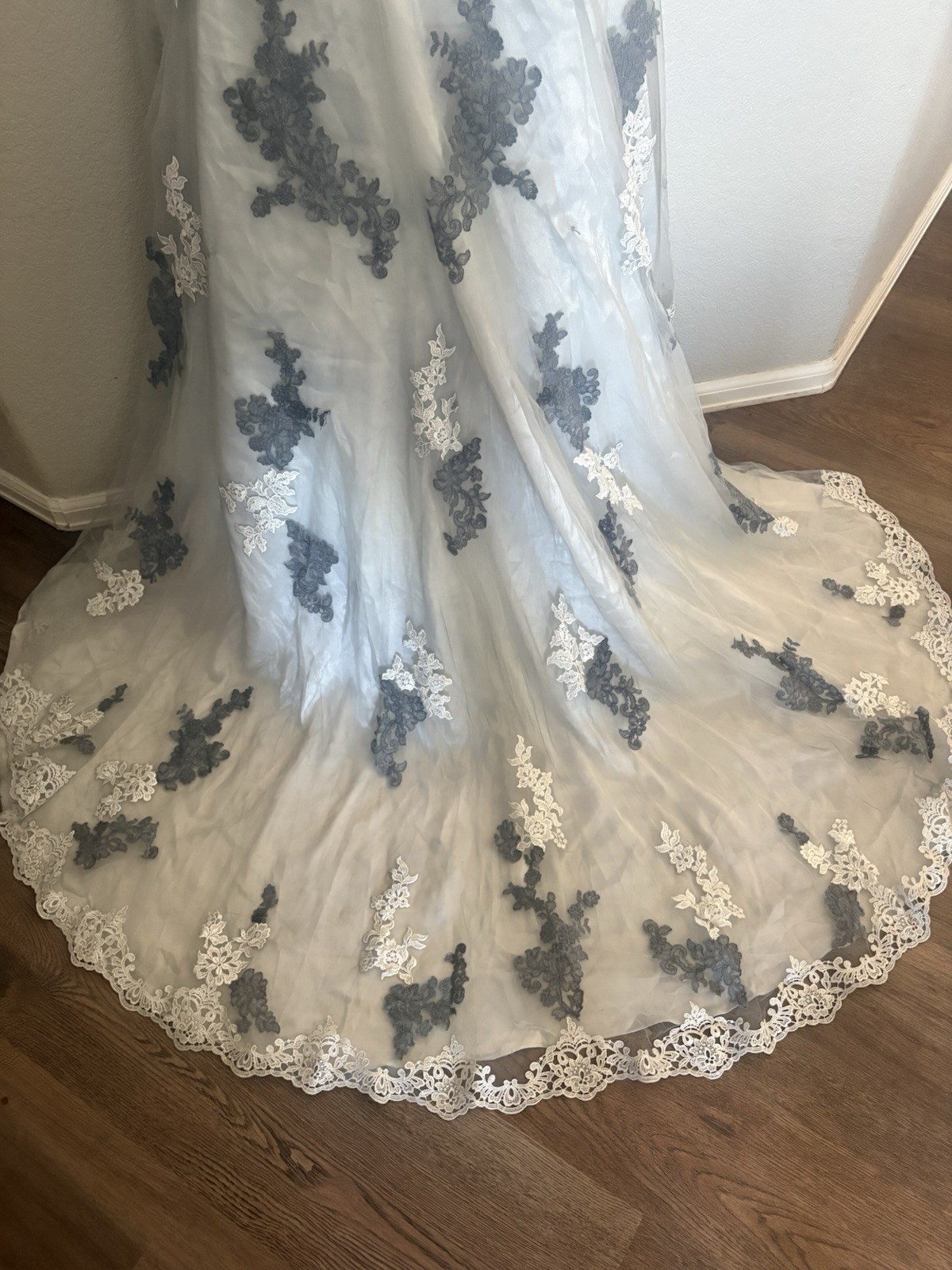 Morilee Wedding Dress Size 18W Gray Lace Illusion Back Train Wedding Gown
