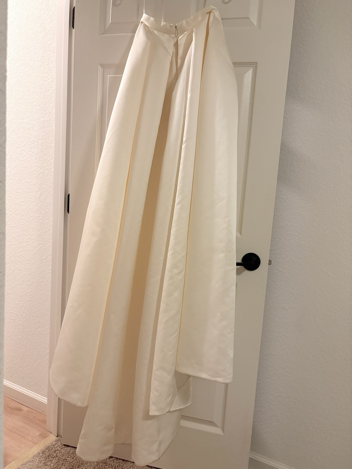 Nouvelle Amsale x BHLDN Ivory Square Neck Wedding Dress (Size 2; NWT Unaltered)