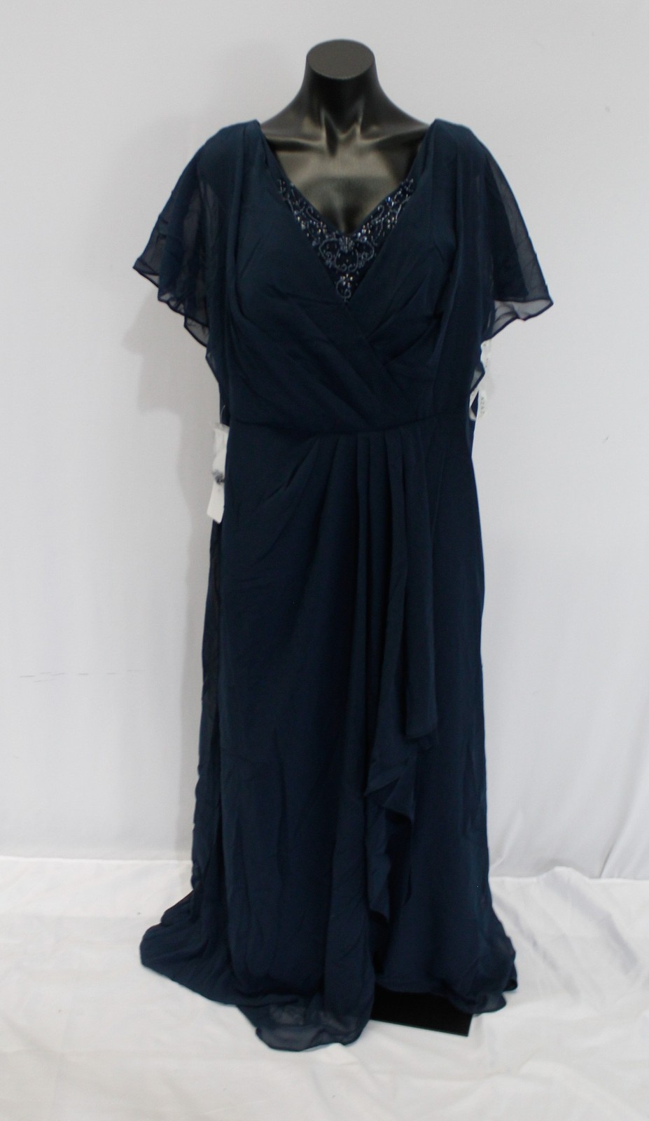 Azazie Women’s Eliza A-Line V-Neck Pleated Chiffon Dress AP2 Dark Navy Size: A22