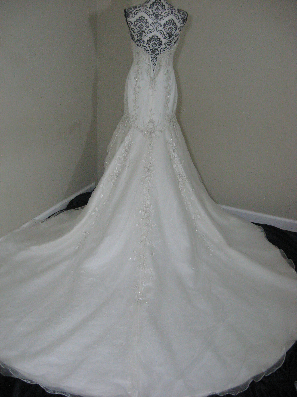 White Pure Couture Jodi Moylan 6 Ivory Tulle Sparkle Lace Ball Gown Beaded Train