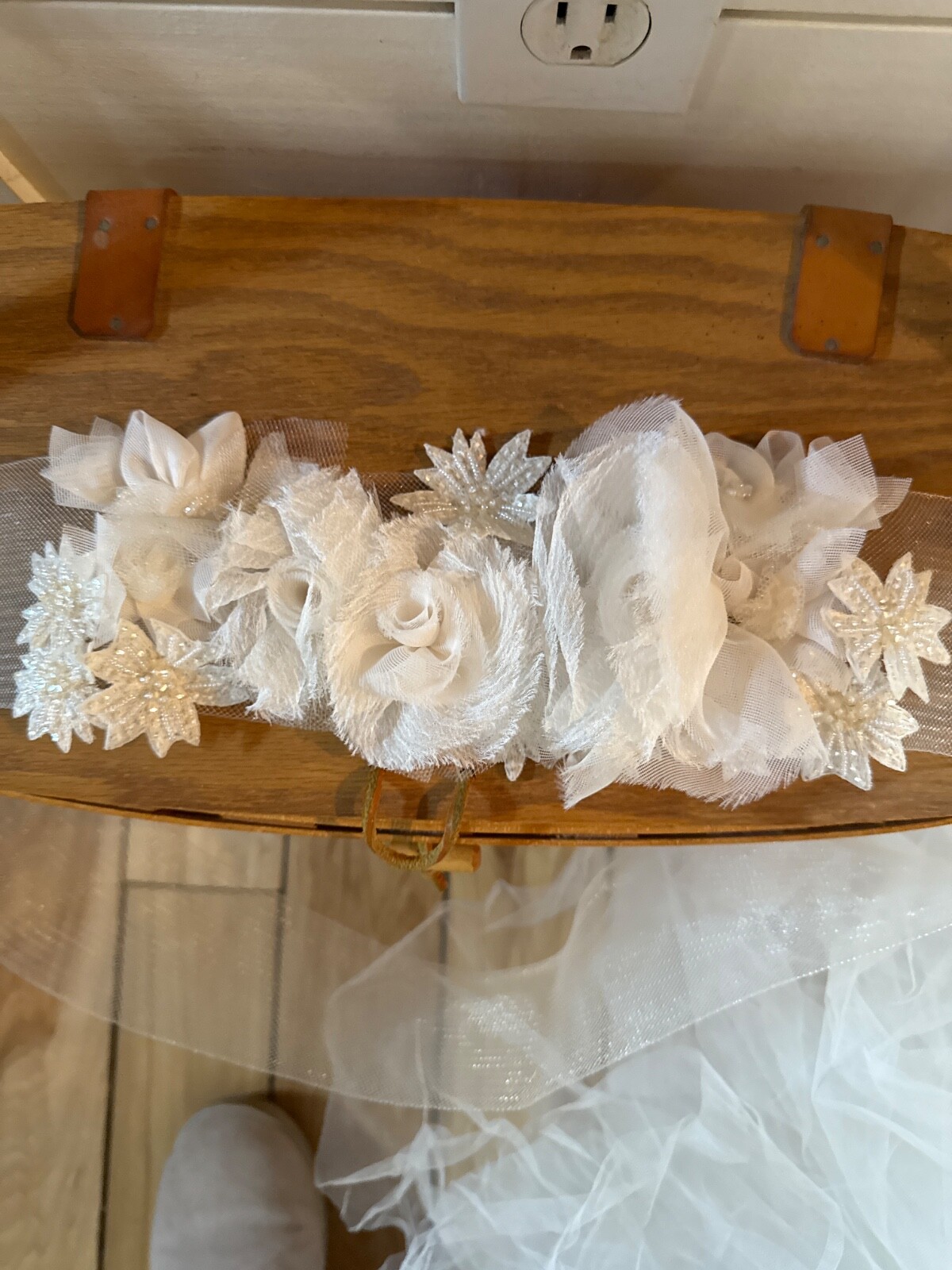 NWT $4000. Tara Keeley Ivory Mermaid Wedding Gown & Belt