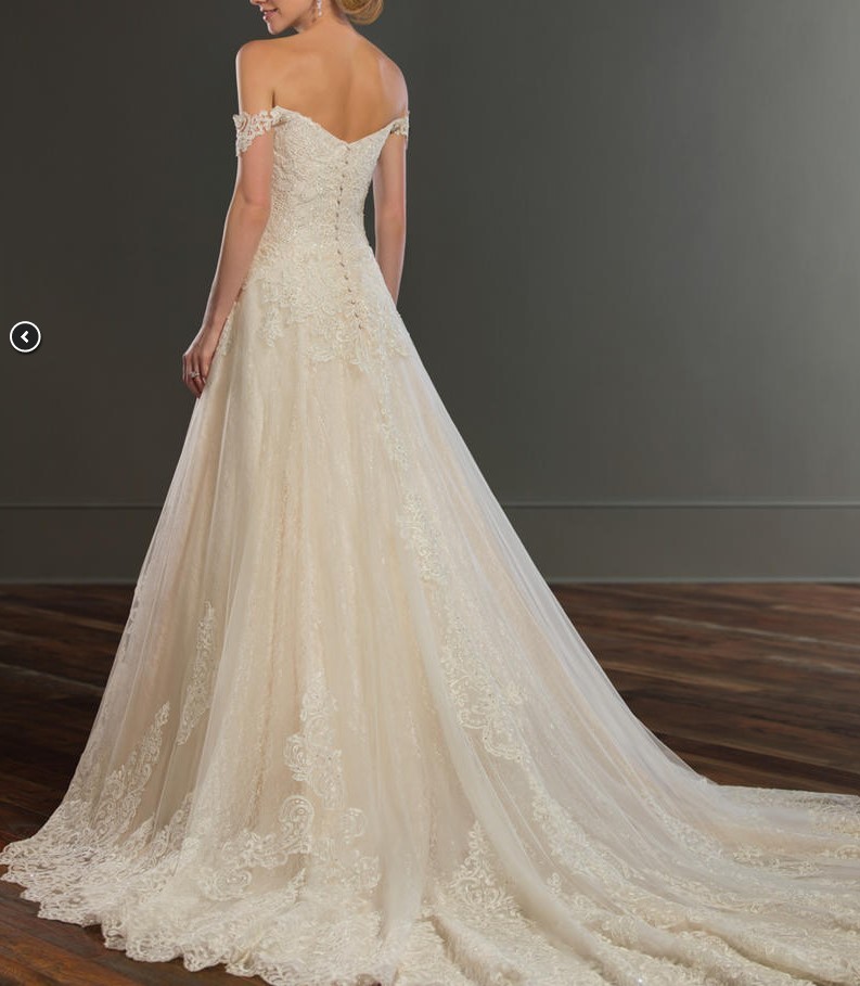 Martina Liana A-line Wedding Gown – new w tags Sz 12
