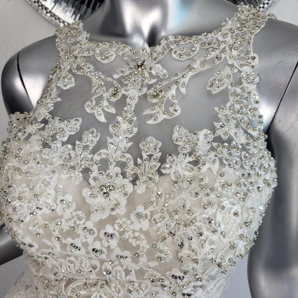 NWT~$2100~LO’ADORO~2/4~IVORY OFF WHITE RHINESTONE DETACHABLE TRAIN WEDDING DRESS