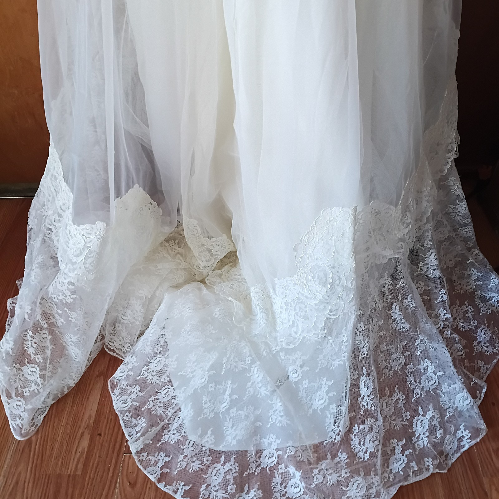 Vintage ADSV White Lace Wedding Dress Long Sleeve High Neck Bridal Gown Train S