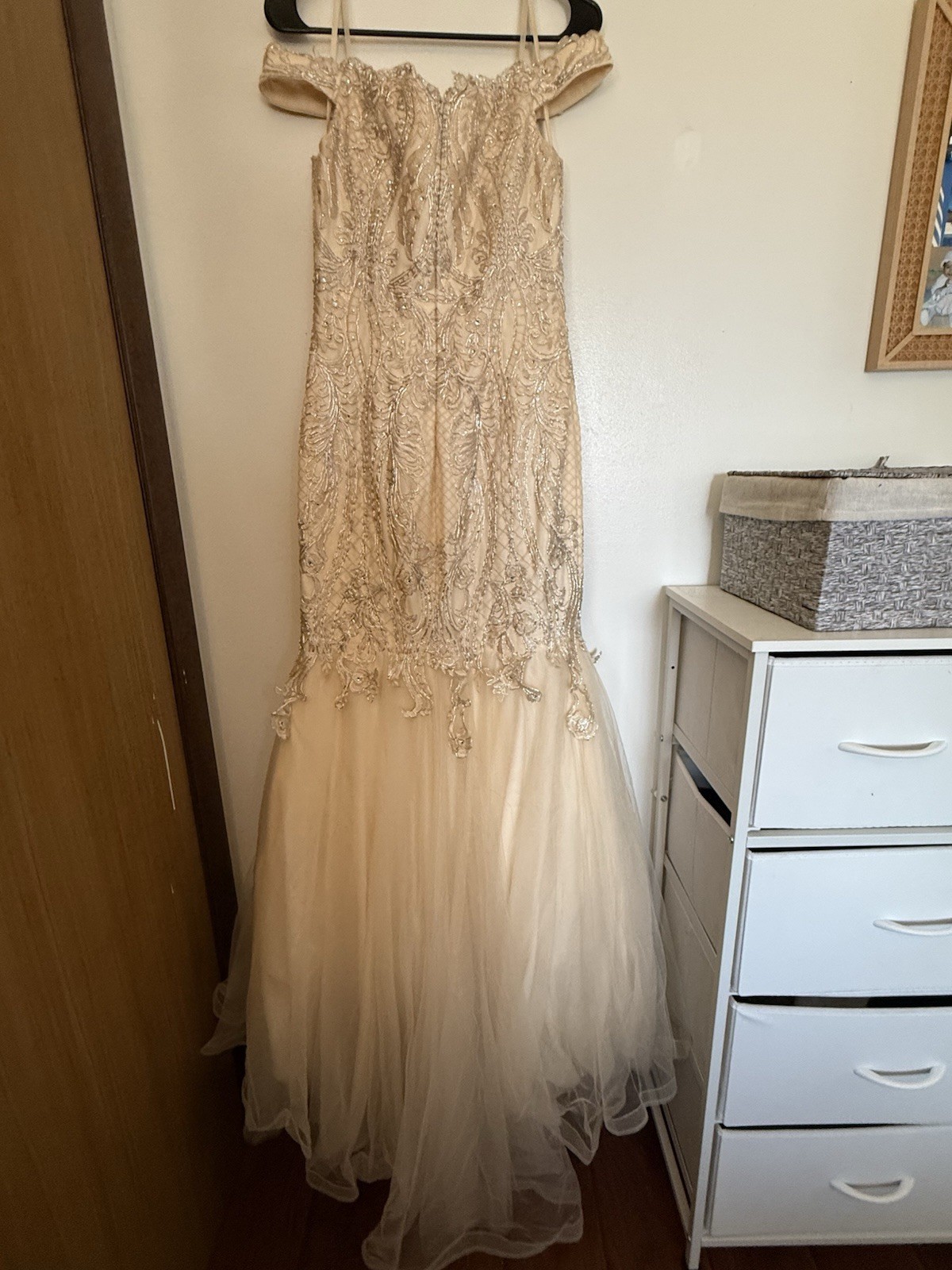 Camille La Vie Size 8 Ivory/Beige Sweetheart Lace Beaded Fit & Flare Gown