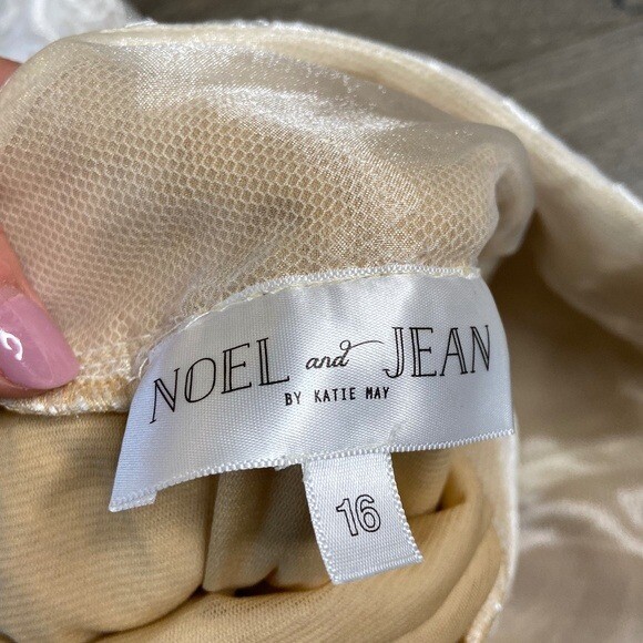 Katie May X Noel and Jean NWOT Women’s Size 16 The Lady Gown MSRP $1,316
