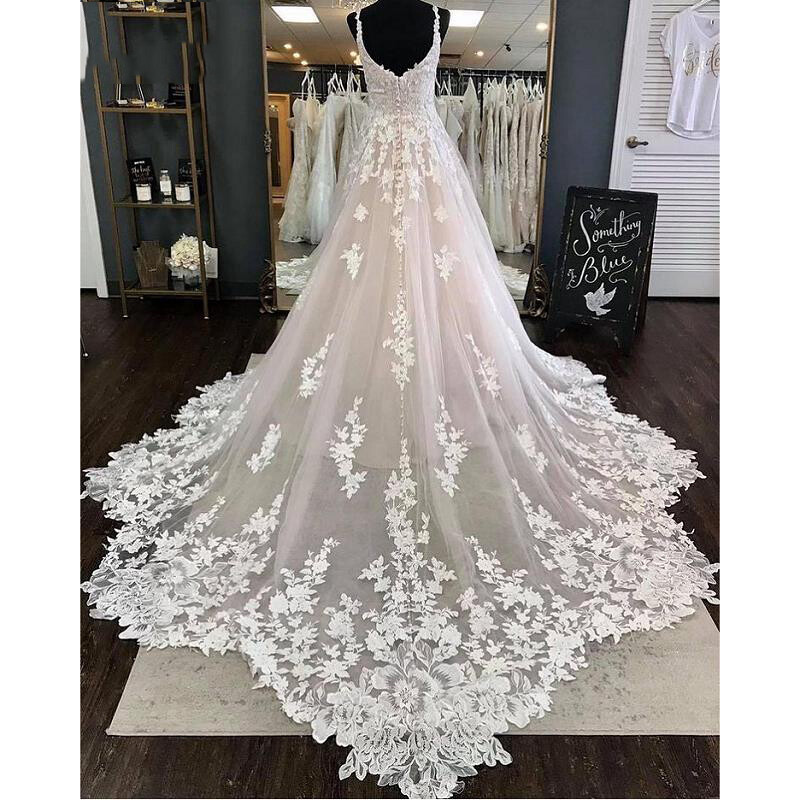 V Neck Lace Wedding Dresses Spaghetti Straps Backless Sweep Train Bridal Gowns