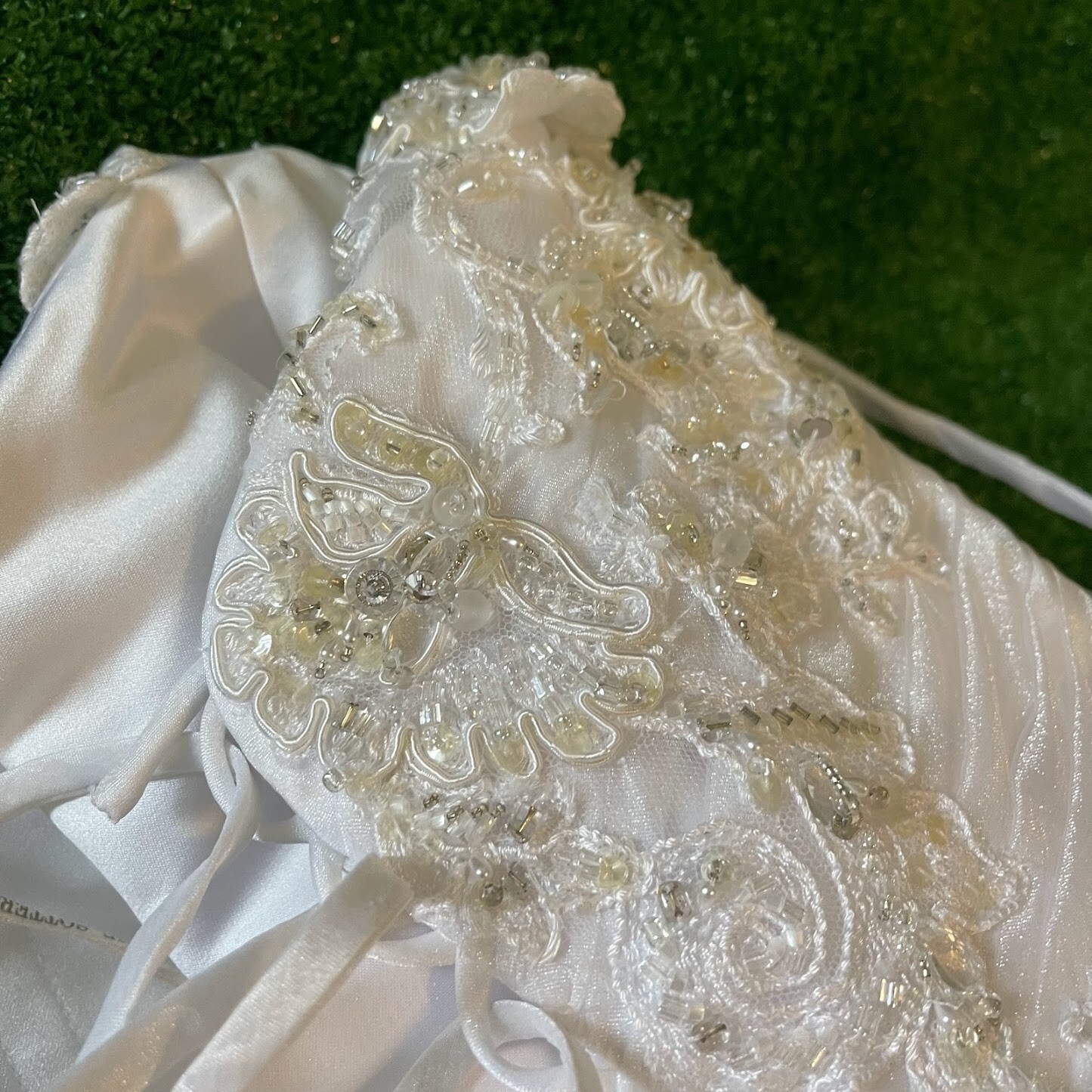 Maggie Sottero Haute Couture Imperial Gown Off Shoulder Wedding Dress Size 0