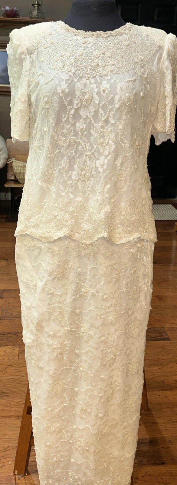 Laurence Kazar 80’s White Lace Heavily Beaded Pearl Wedding Dress Size PS Vtg