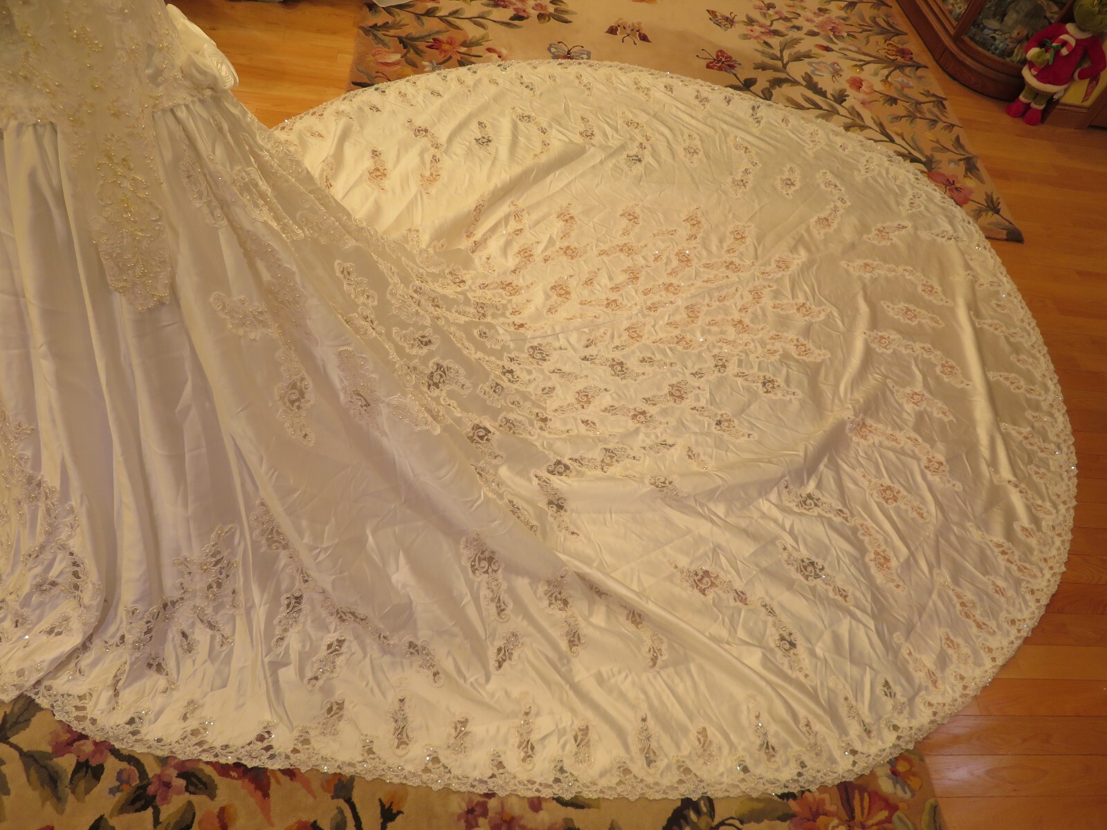 NEW Mori Lee ALENCON LACE Vintage Wedding Dress PRINCESS Gown ROYAL Train WOW