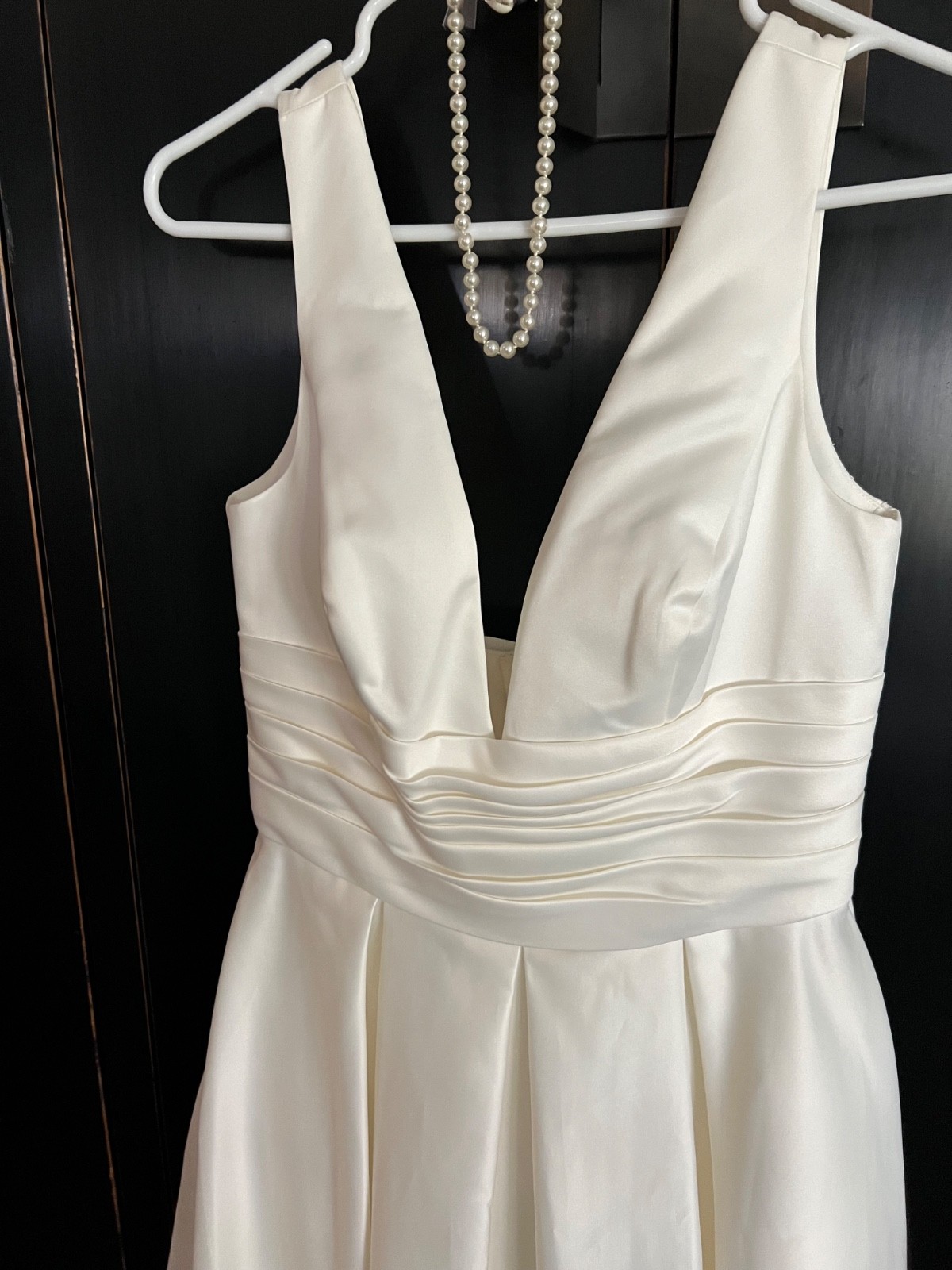 David’s Bridal Wedding Satin V-Neck Tea Length A-Line Dress – Ivory Size 6