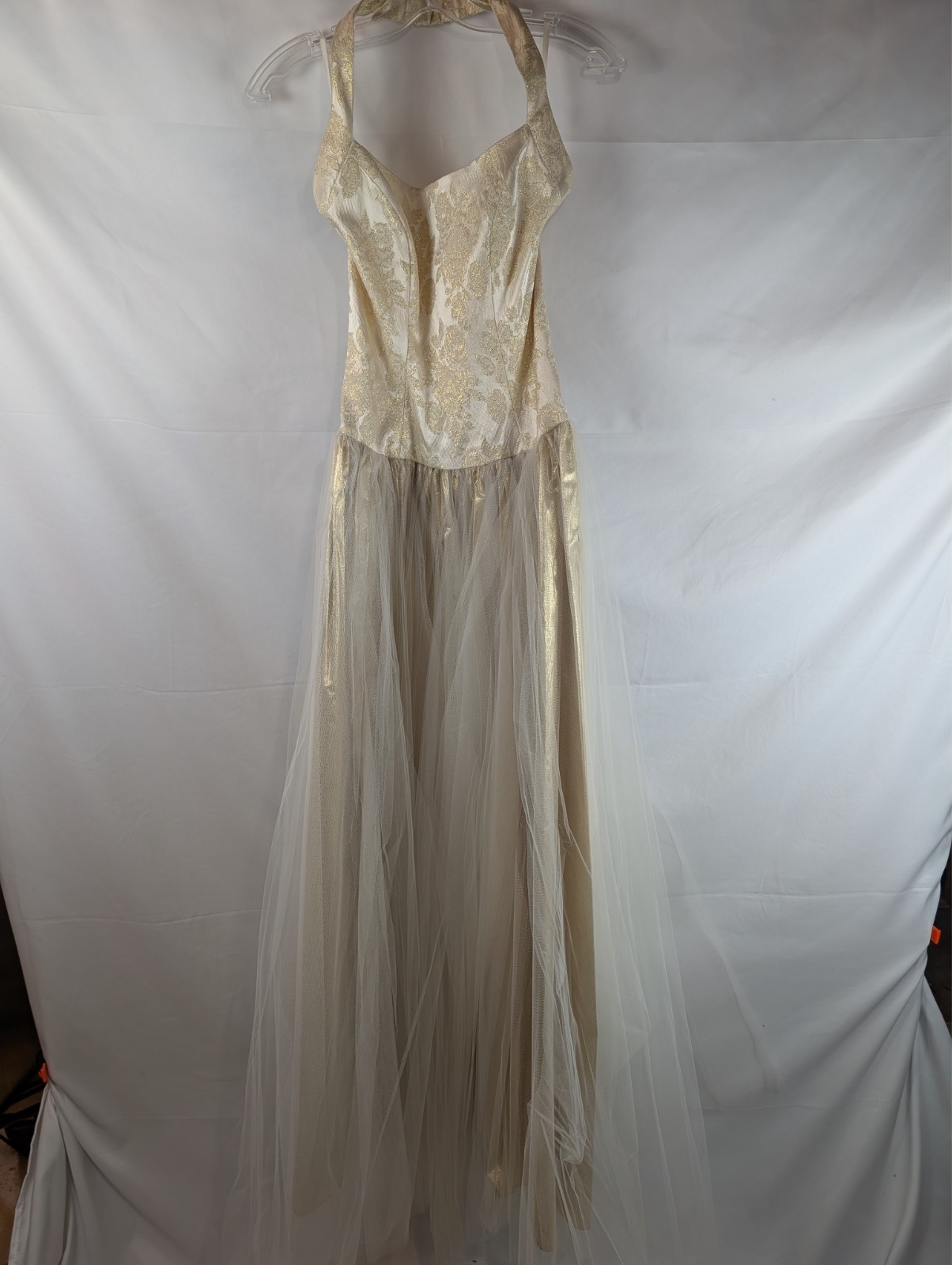 Loralie Ivory Gold Jacquard Halter Wedding Gown 40s 50s Era Layered Tulle Size 8