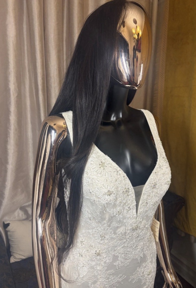 Casablanca Bridal Ivory Lace Fit & Flare Wedding Dress V Neck Size 12