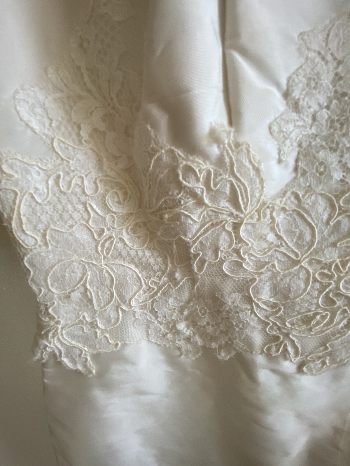 Vintage Portrait Bridal Wedding Dress Lace Gown Union Label Off-White S? Elegant
