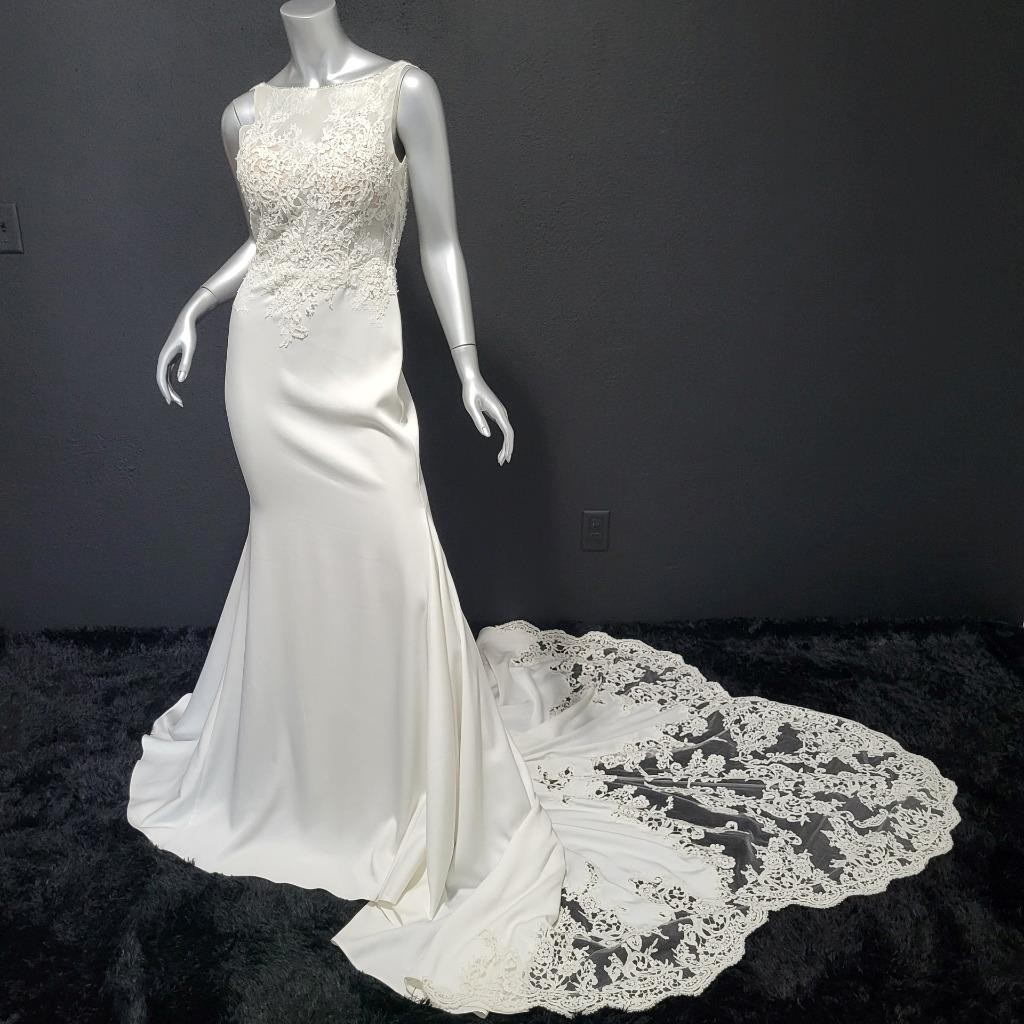 NWT~$1595~JOVANI~SZ 4~IVORY OFF WHITE LACE RHINESTONE EMBELLISHED WEDDING DRESS