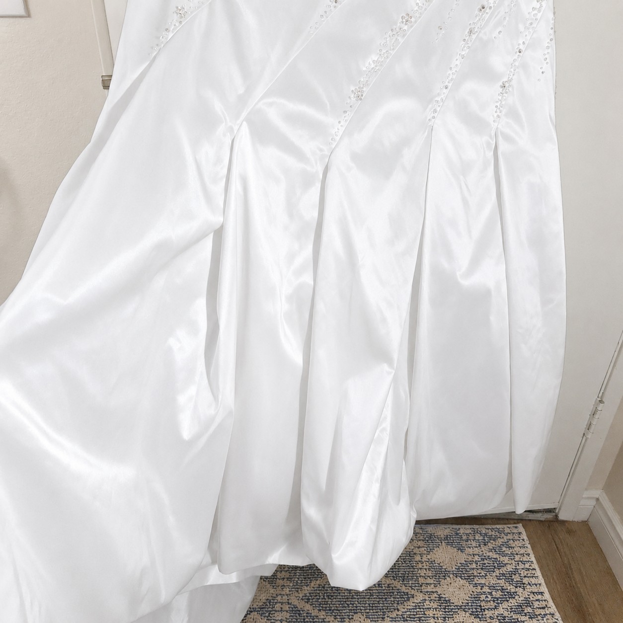 NWT Demetrios Style 2788 Designer Wedding Gown – White – Size 10 – Unaltered