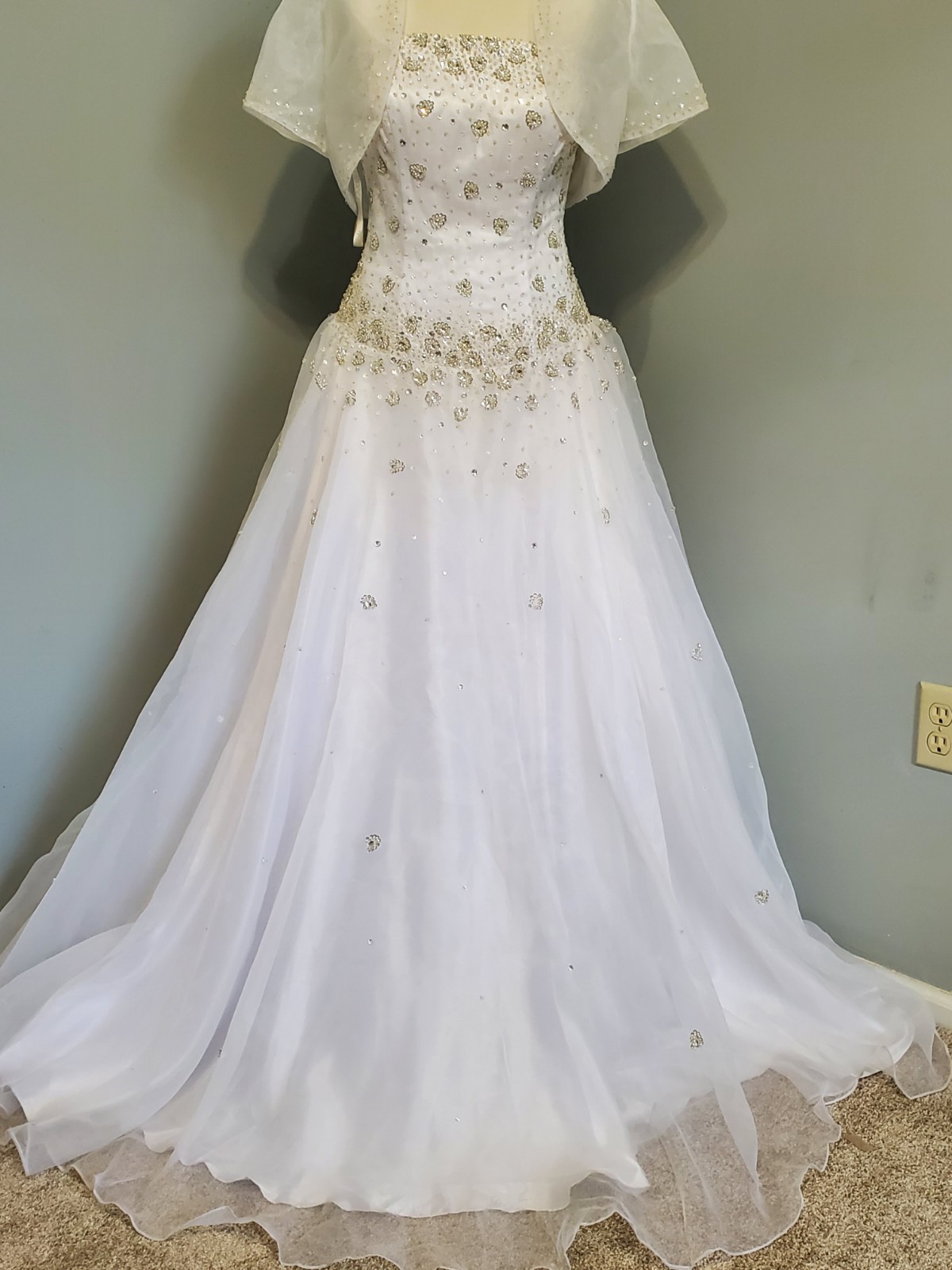 Mary’s Bridal White Wedding Dress Strapless Beaded Ball Gown w/ Bolero Jacket 10