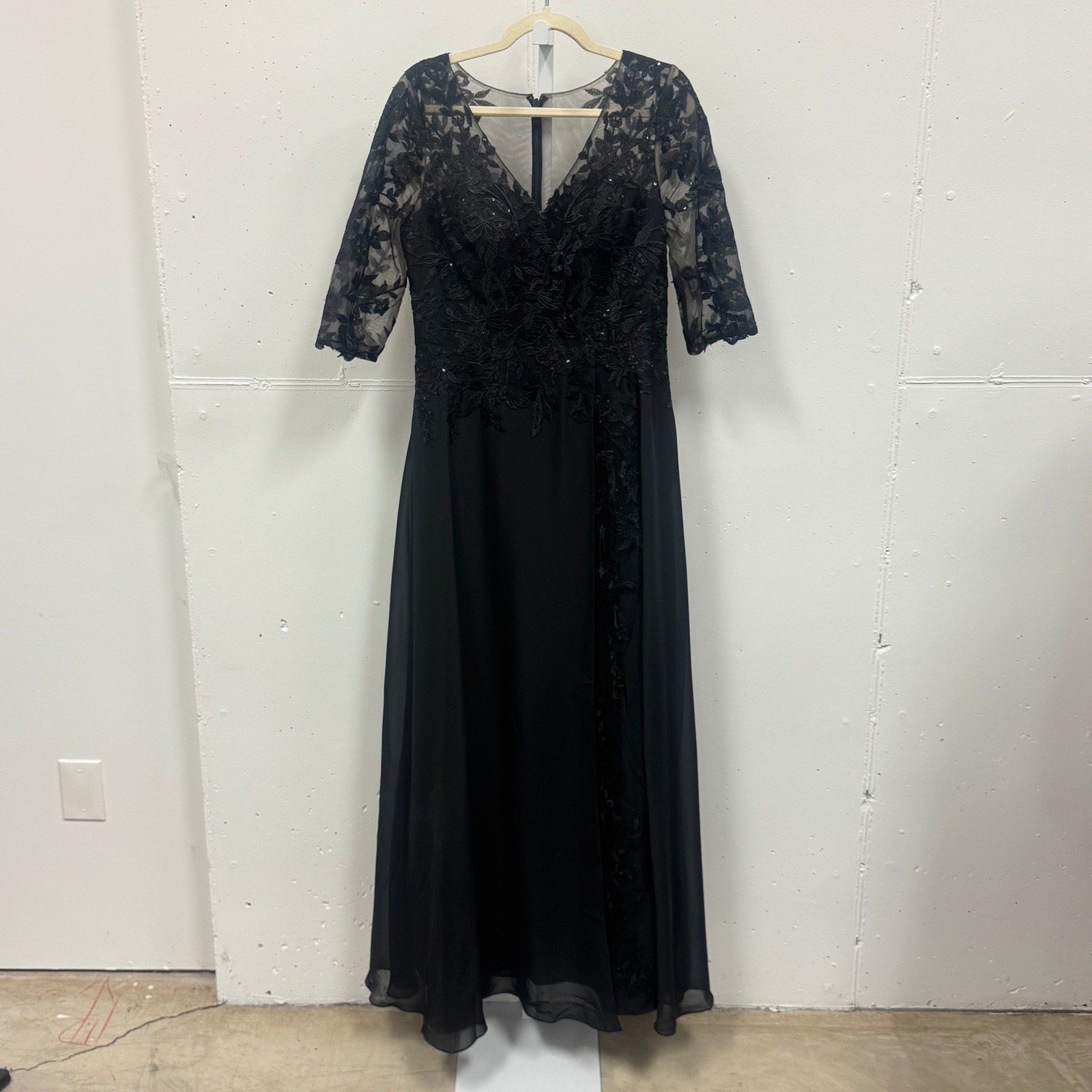 JJ’s House Valarie Black Sheath Column V-neck Sequins Lace Dress Formal Gown Lg