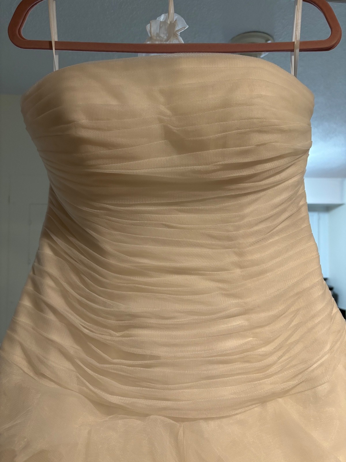 Pronovias Noray Unworn/Unaltered Wedding Dress size 10
