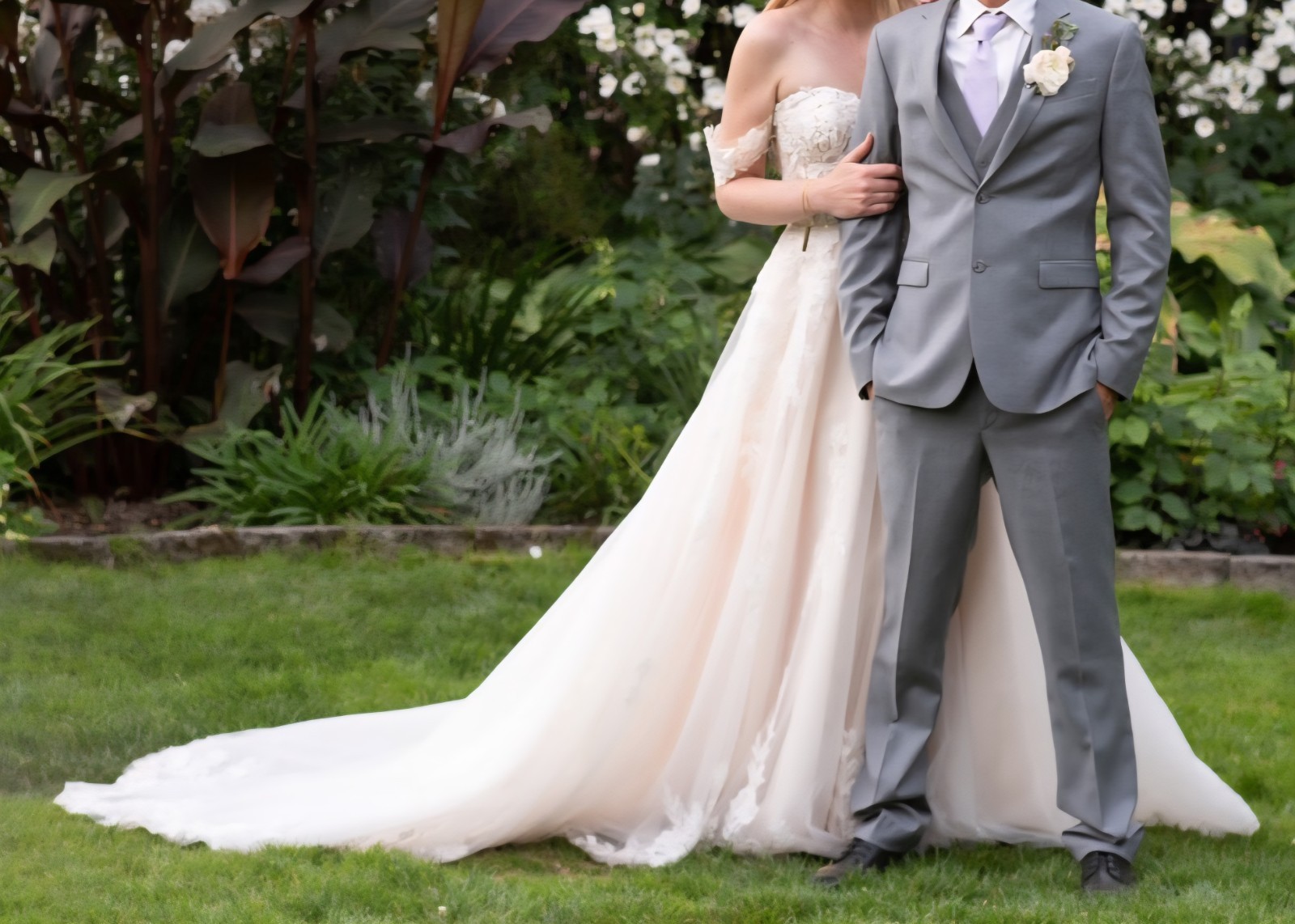 Wedding Dress Size 8 Champagne/Blush/Ivory/Nude Pre-owned Professionally Cleaned