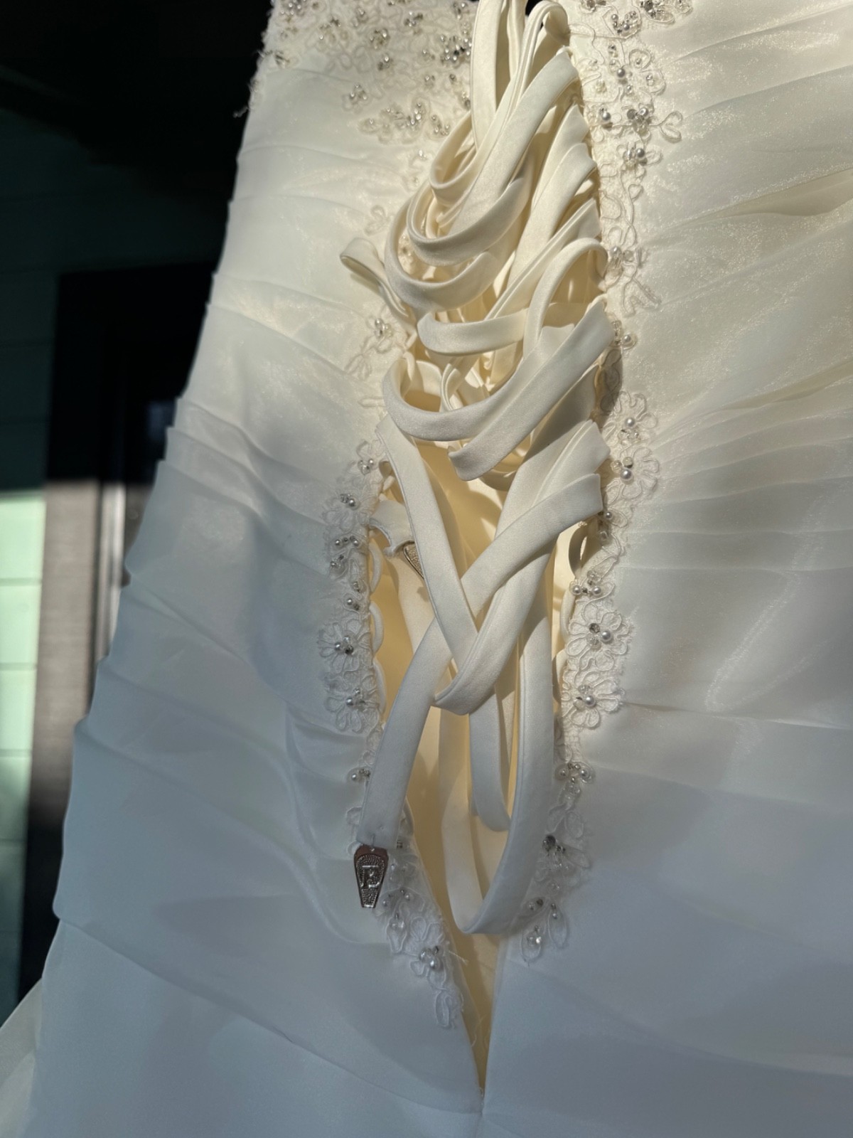 wedding dress size 14 used