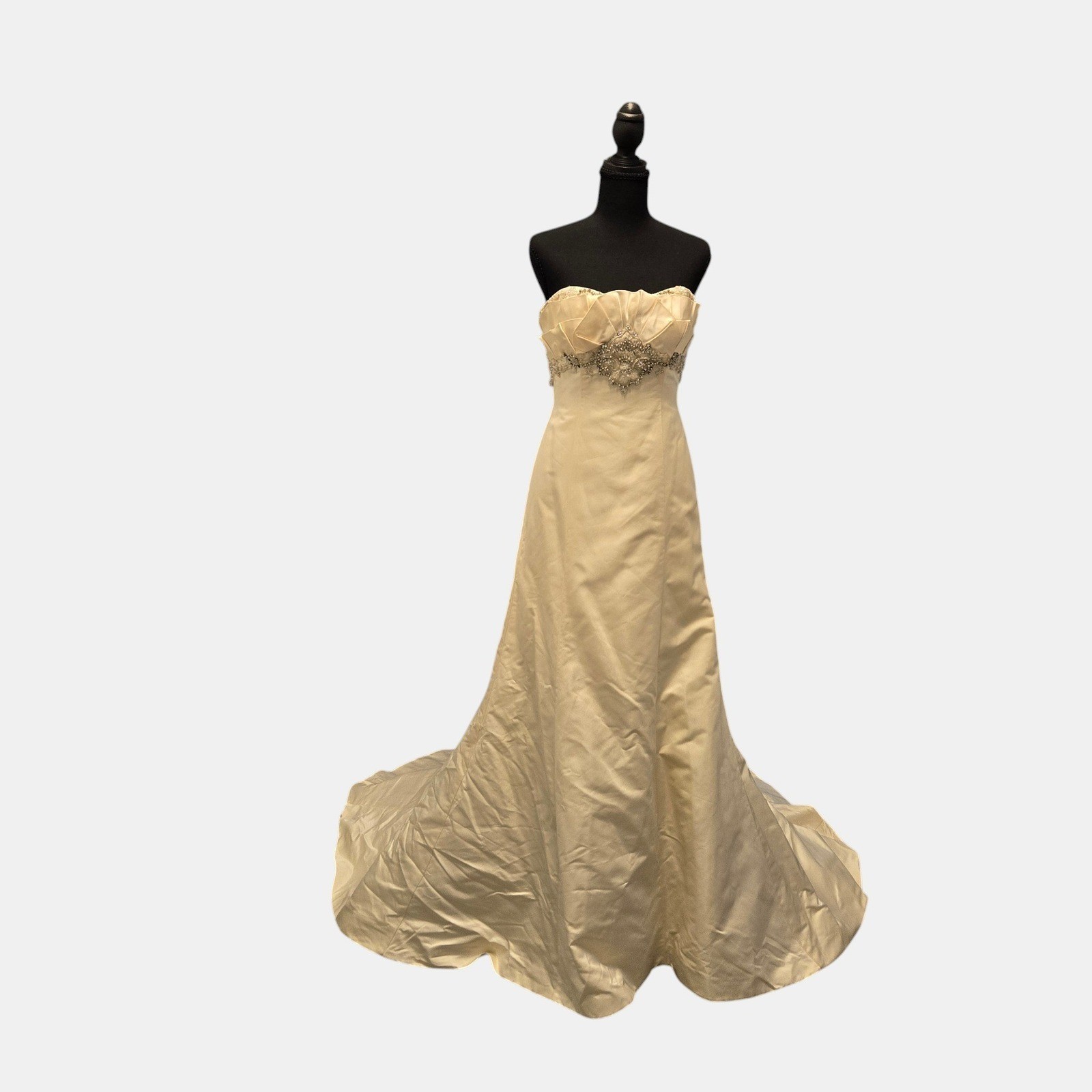 Casablanca Couture Wedding Gown Cream Satin Beaded Strapless Bridal Dress Train