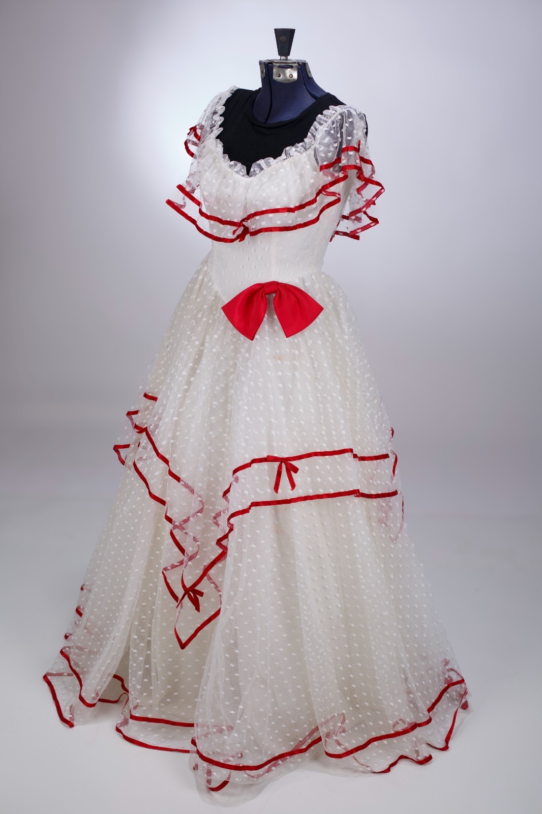 VTG Flirtations by Alfred Angelo Dotted Tull Southern Ball Gown Ivory Size 3/5