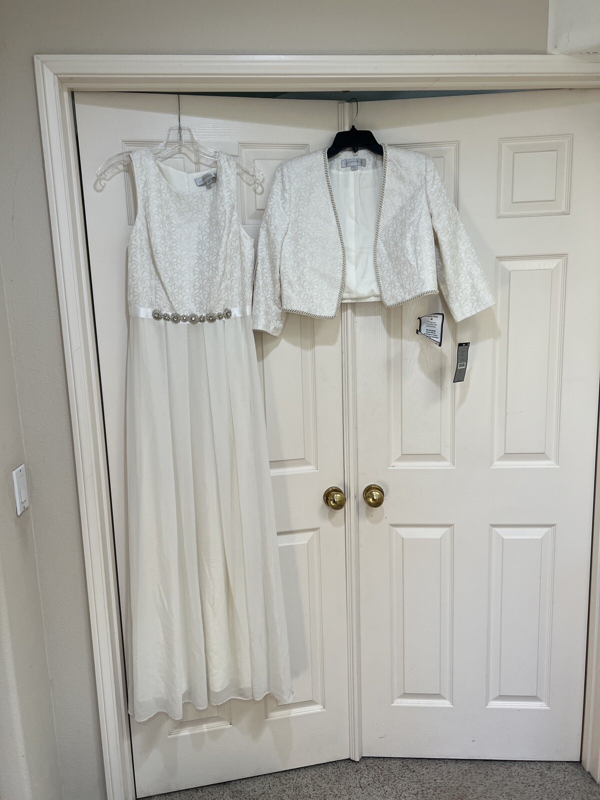 Tahari 2 PIECE White Metallic DRESS & JACKET MOTHER OF BRIDE FORMAL COCKTAIL 4