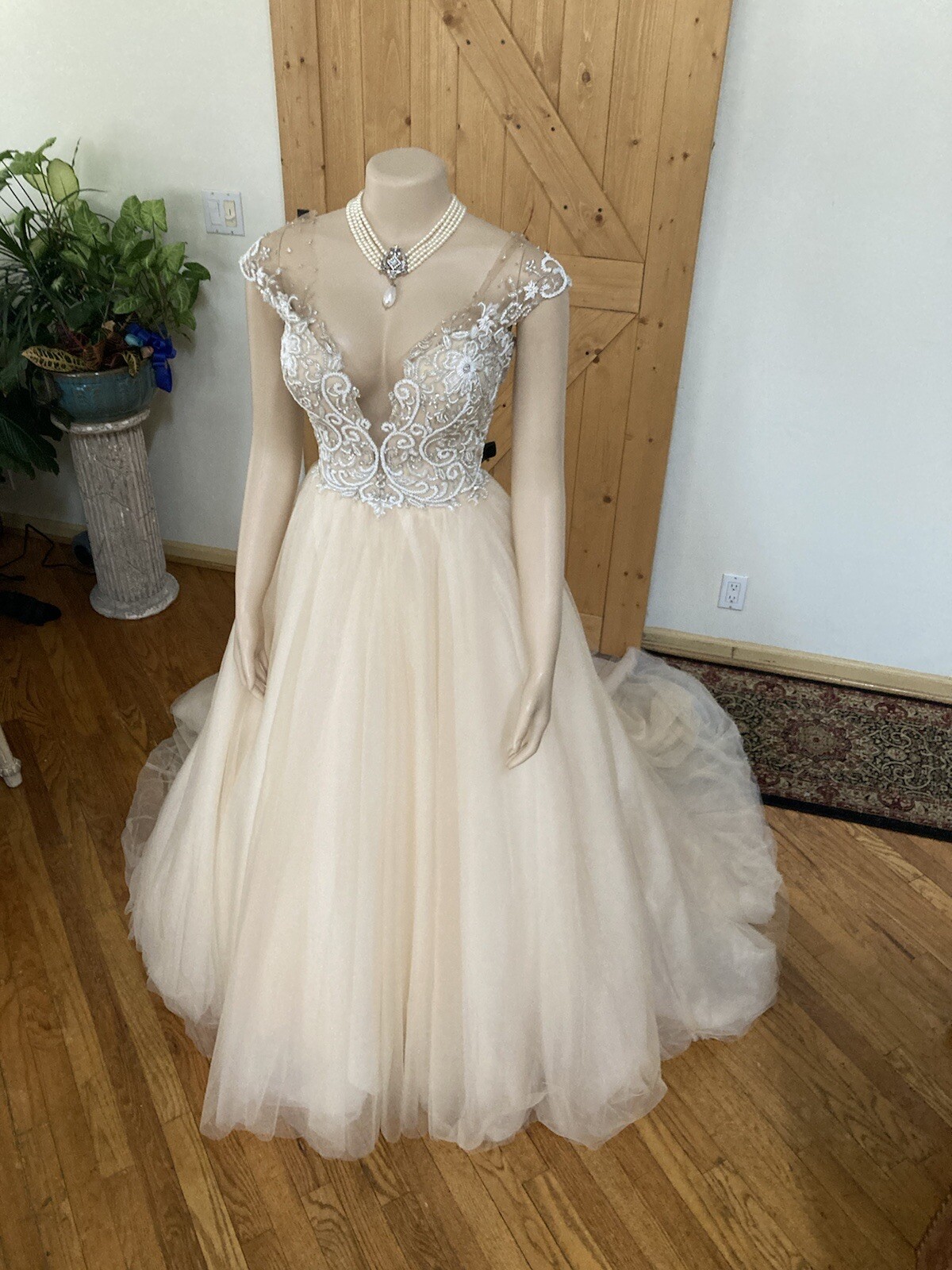 ASHLEY JUSTIN 10417 Bridal Gown Wedding Dress Size 10 NUDE 4702127