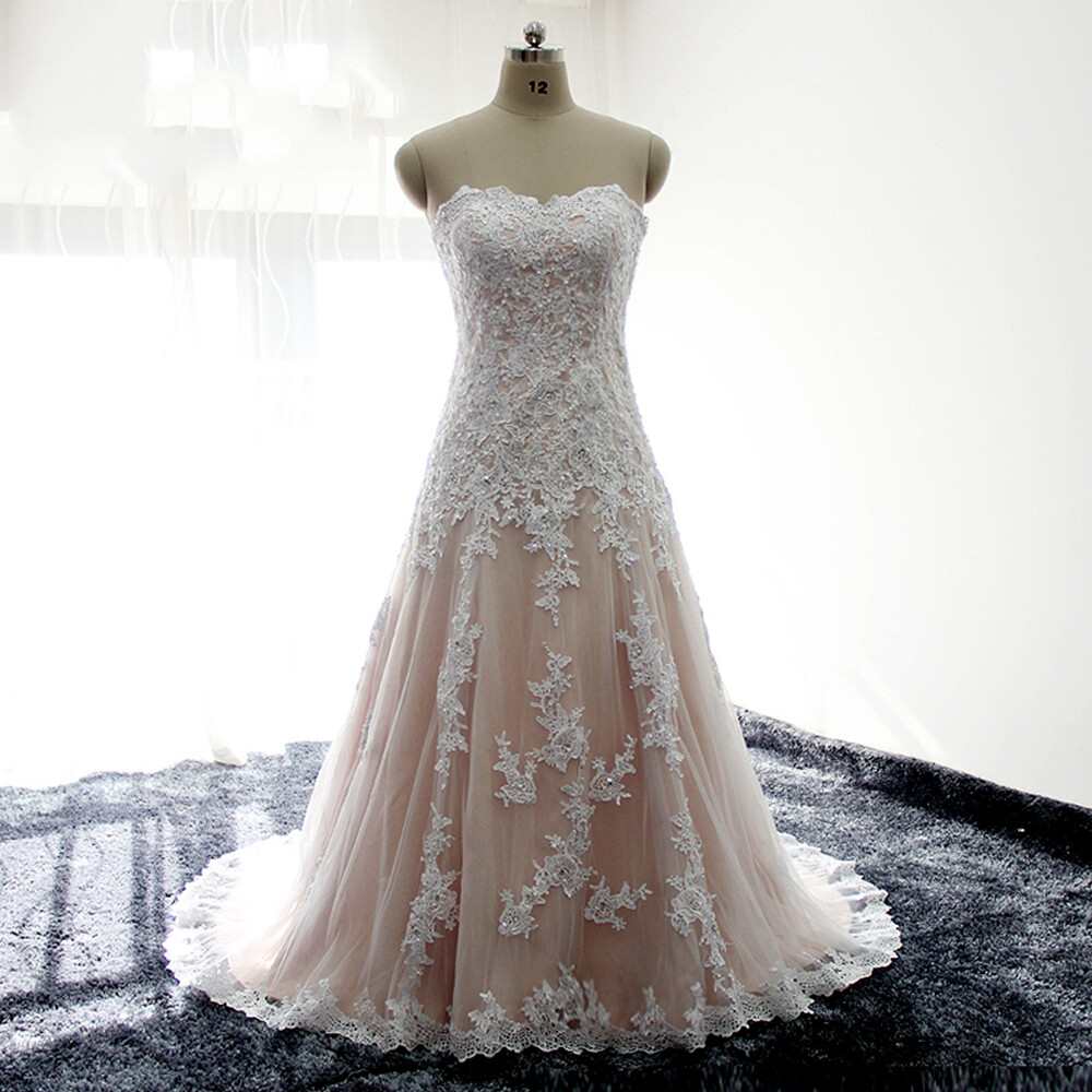 Blush Wedding Dresses Strapless White Appliques Lace Up Sweetheart Wedding Gowns