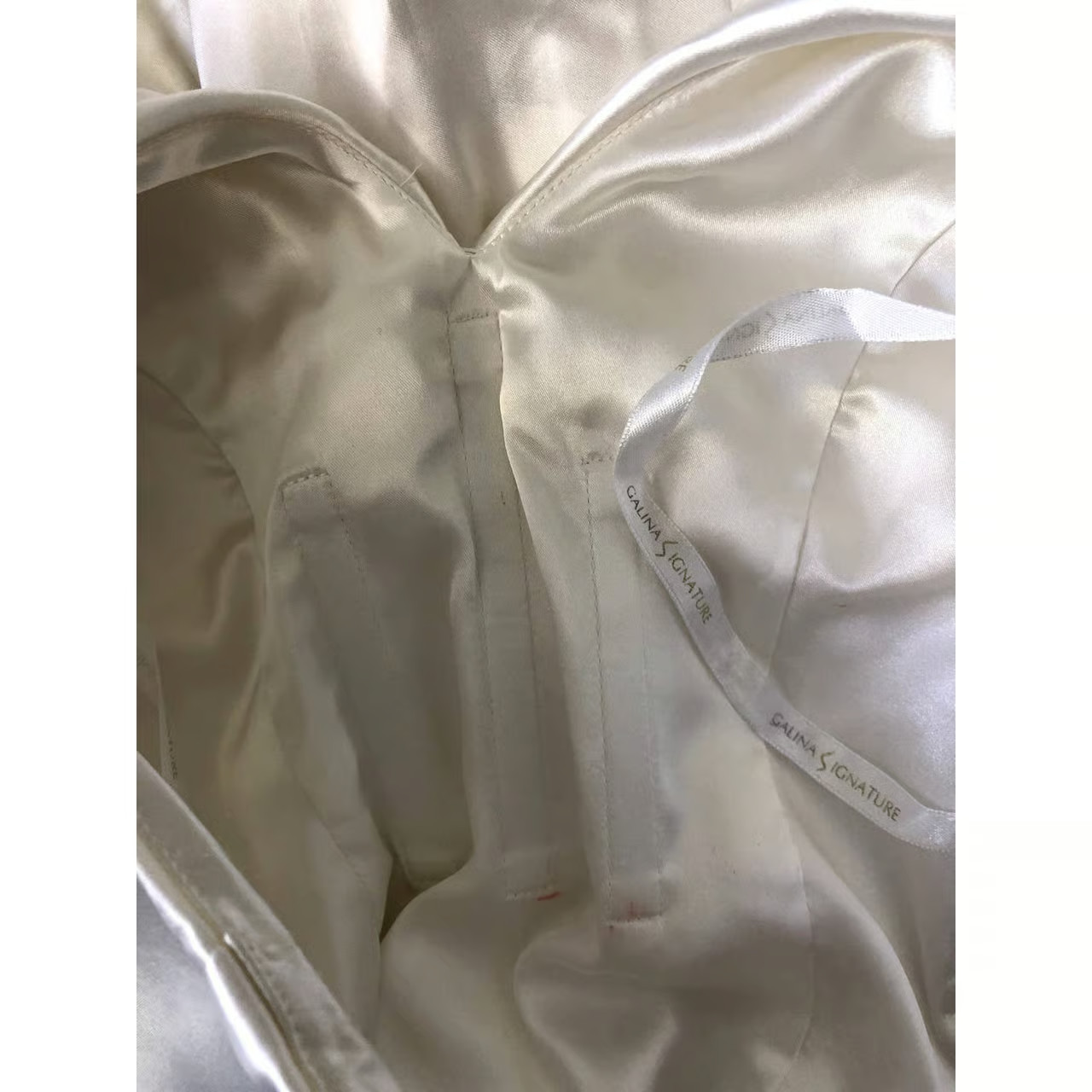 NWT Galina Signature Charmeuse Wedding Dress Surplice Bodice Ivory White 0P