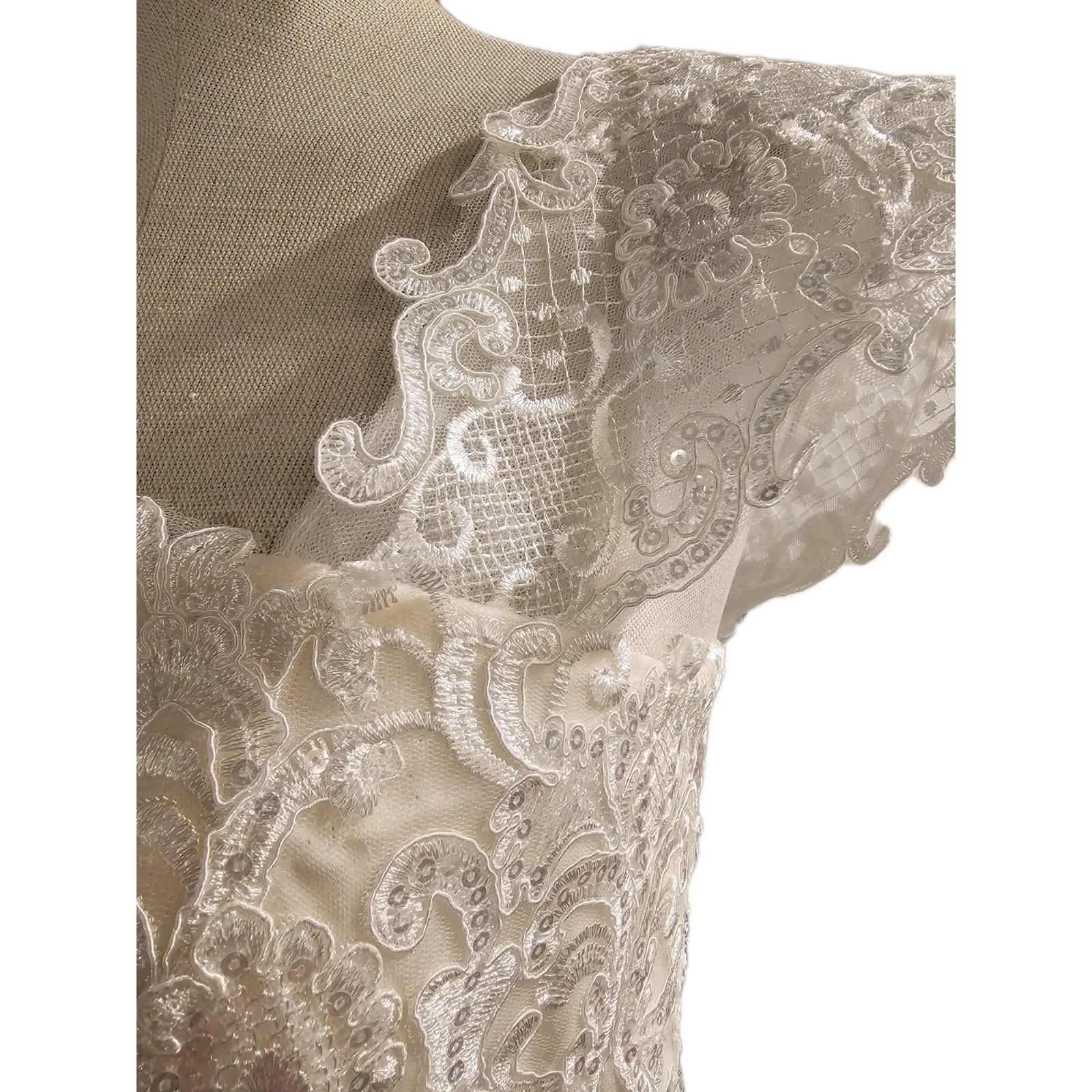 Wedding Dress Size 2 Unbranded Sequined Ivory Off White Adjustable Lace Up NWT